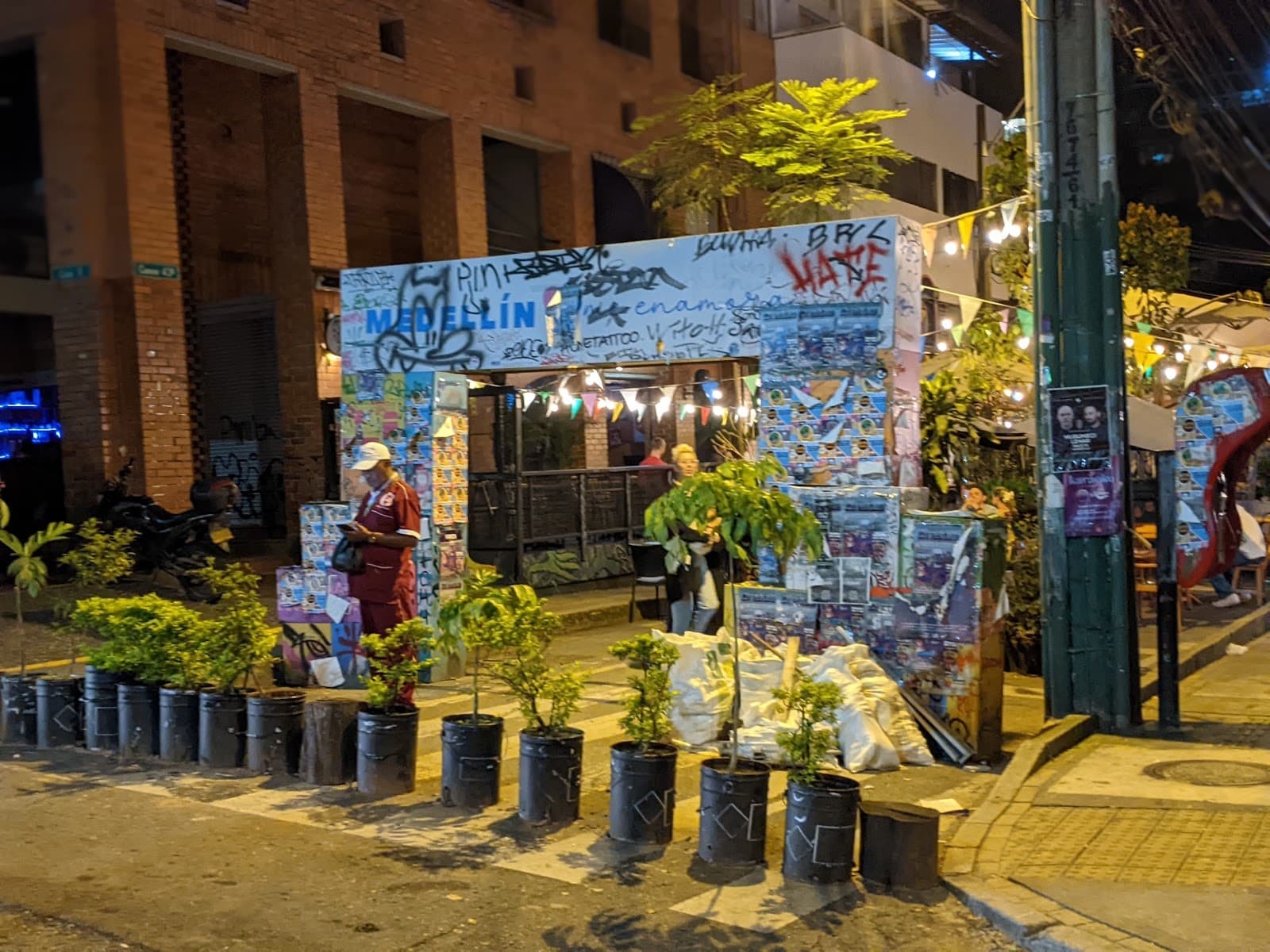 Manila neighborhood - Image 1