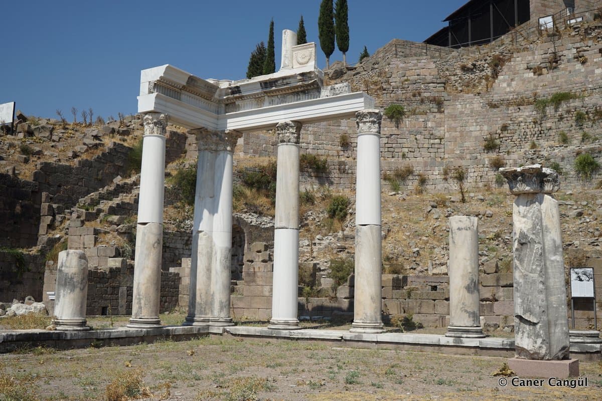 Lower City Gymnasium and Agora - Image 1
