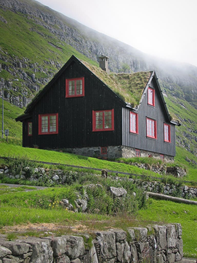 Kirkjubøur (historic village) - Image 1