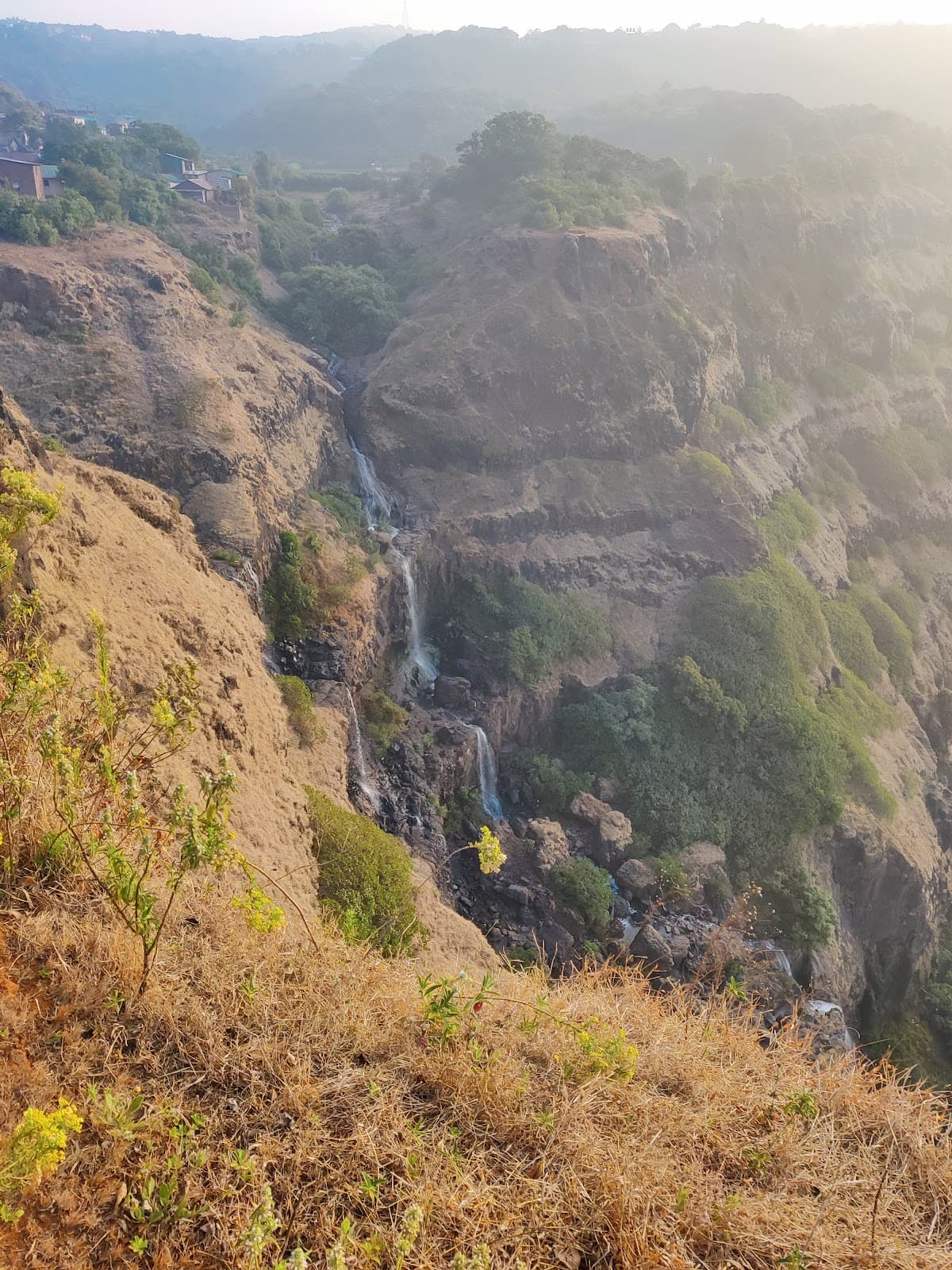 Chinaman's Waterfall Mahabaleshwar - Image 1