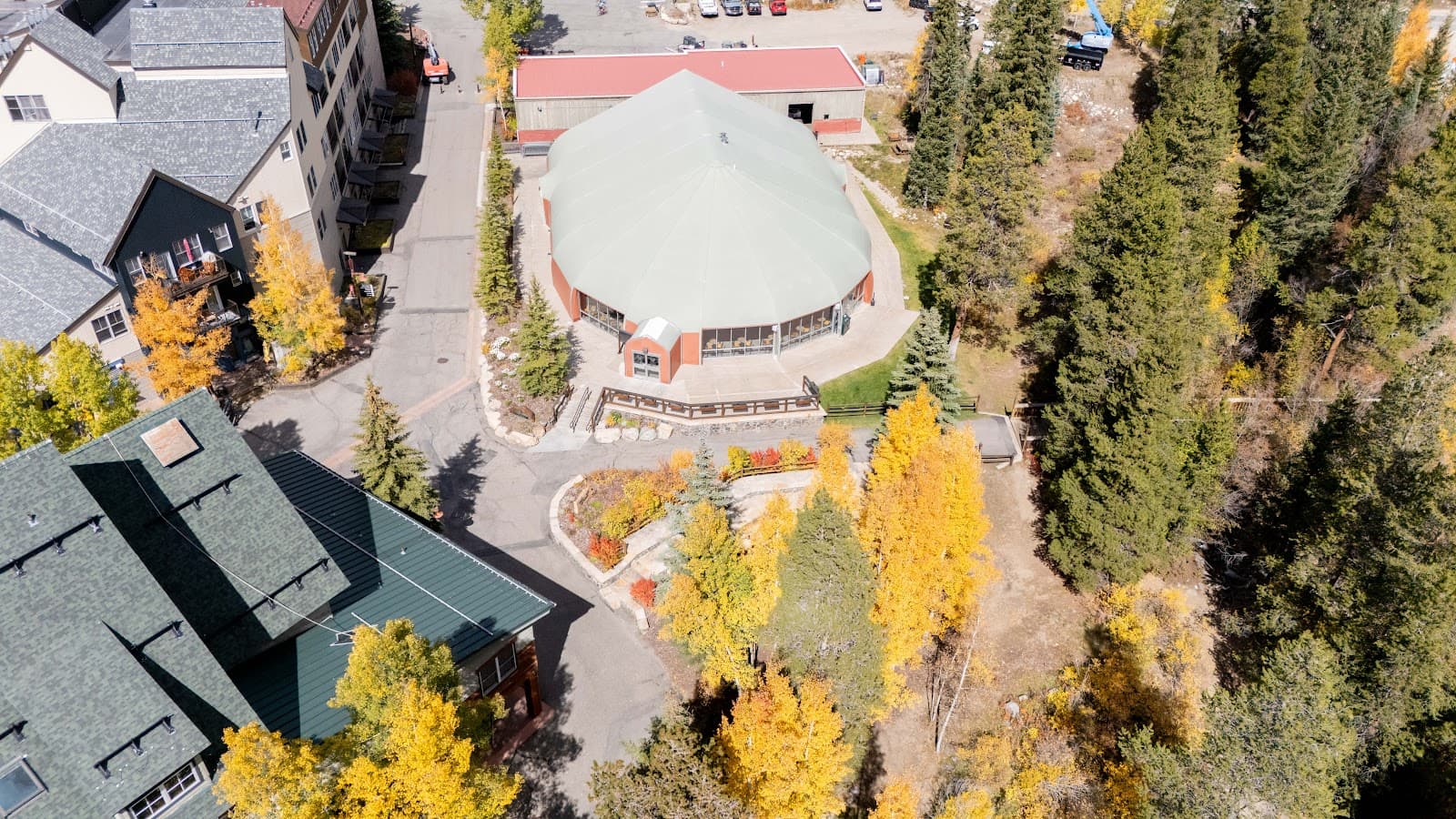 Warren Station Keystone - Image 1