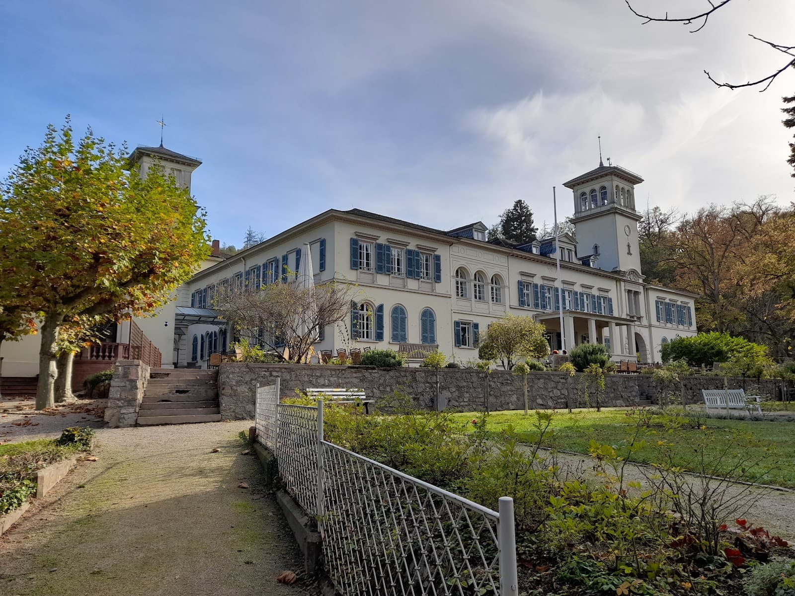 Heiligenberg and Castle Ruins (Seeheim-Jugenheim) - Image 1
