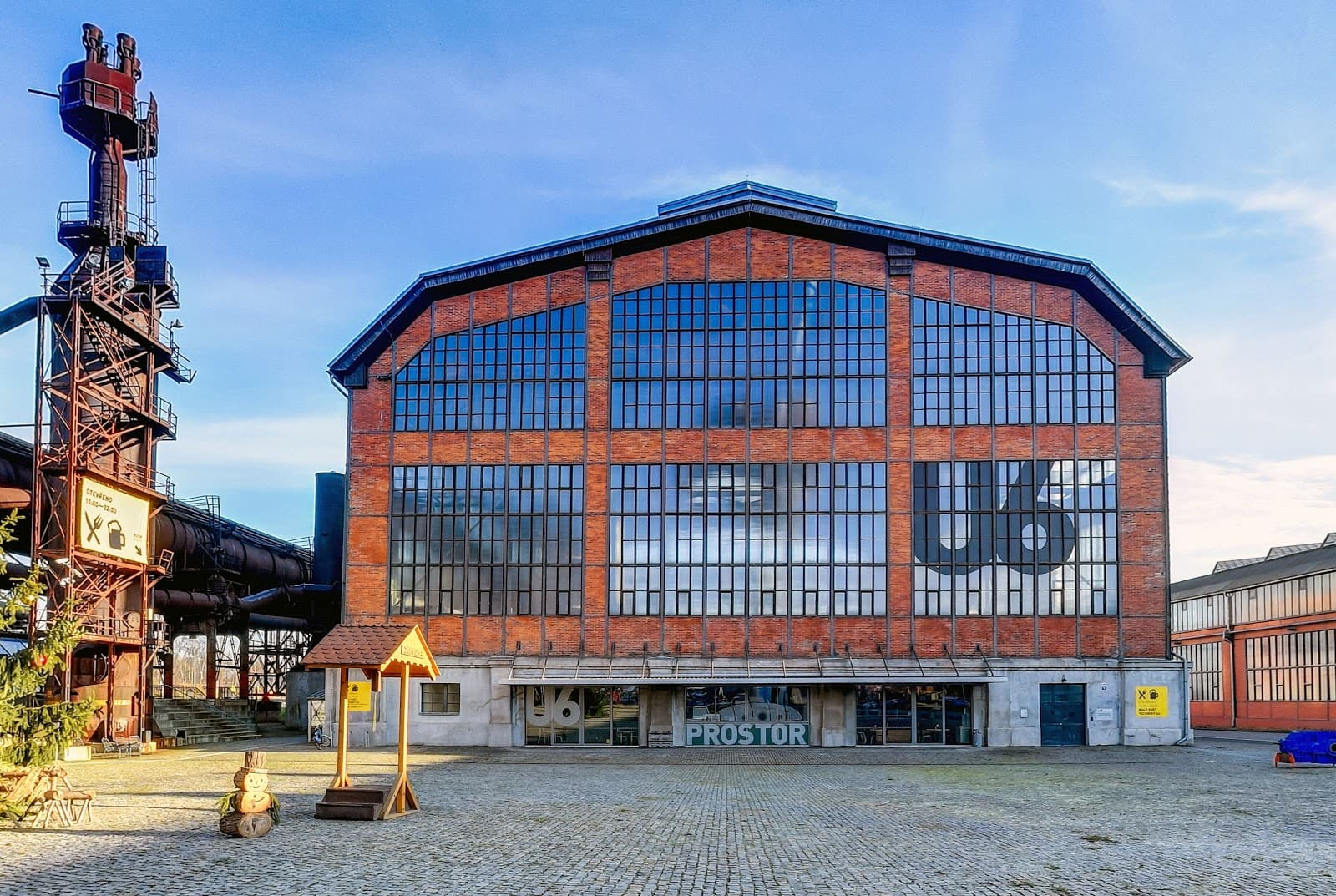 U6 Small World of Technology - Image 1