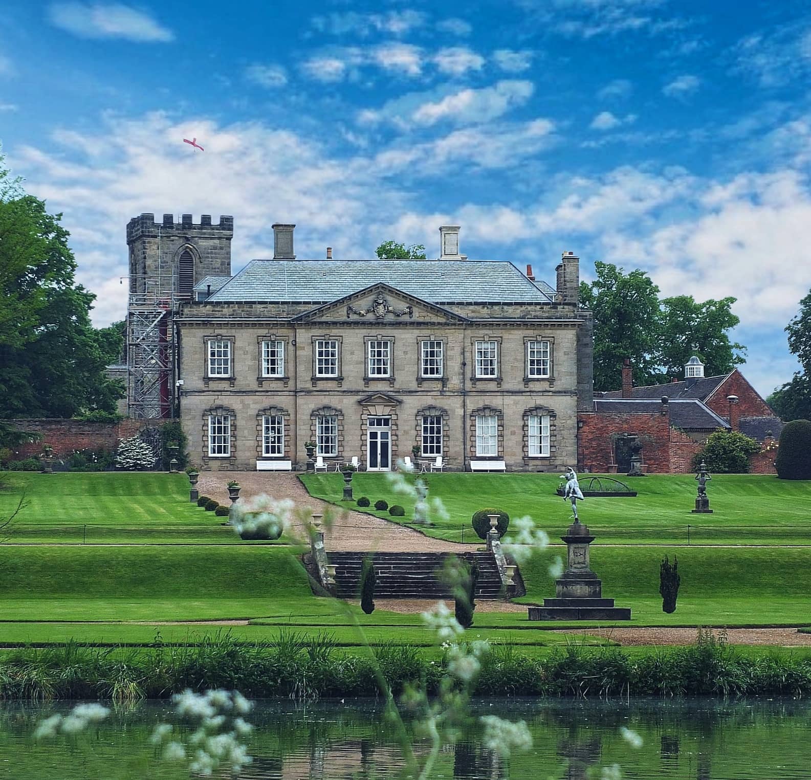 Melbourne Hall Courtyard