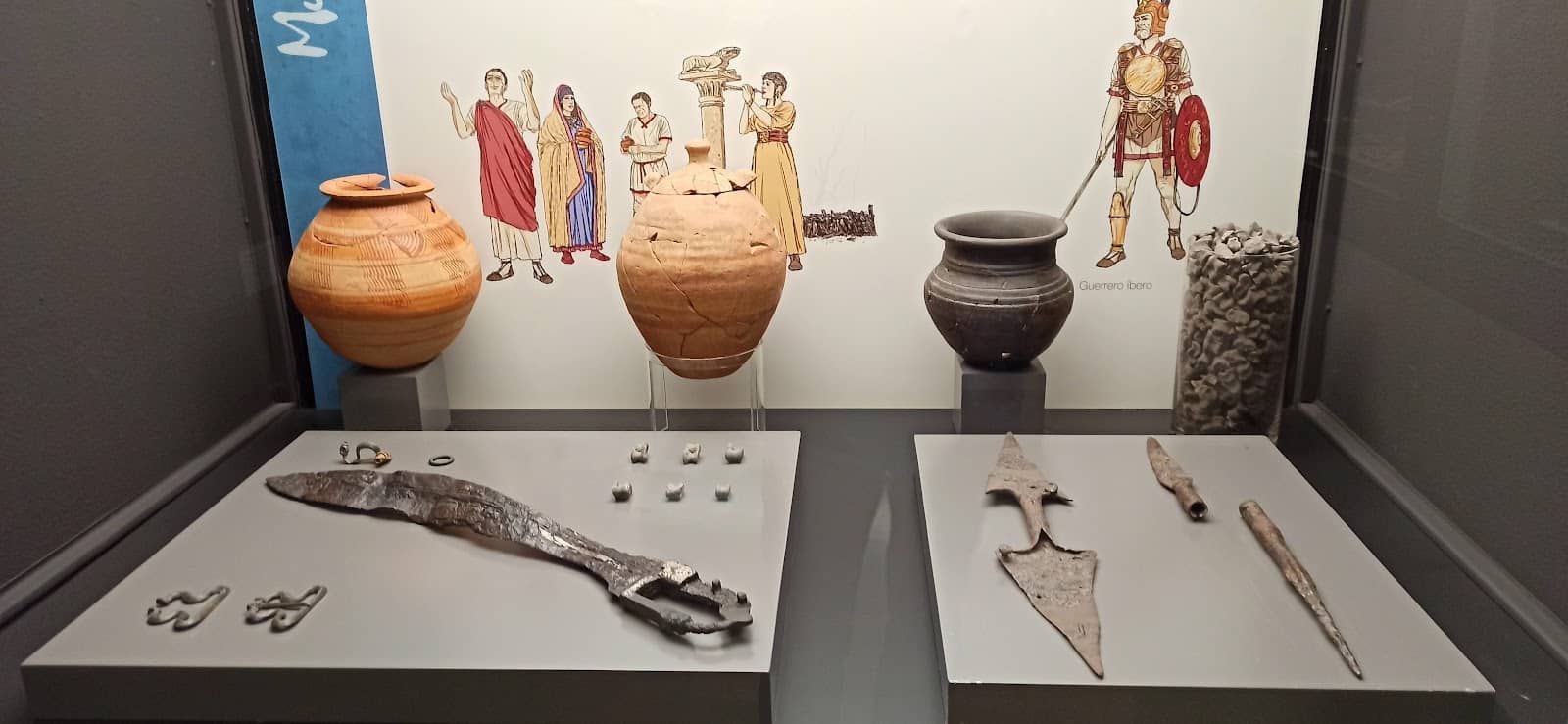 Alarcos Necropolis Finds