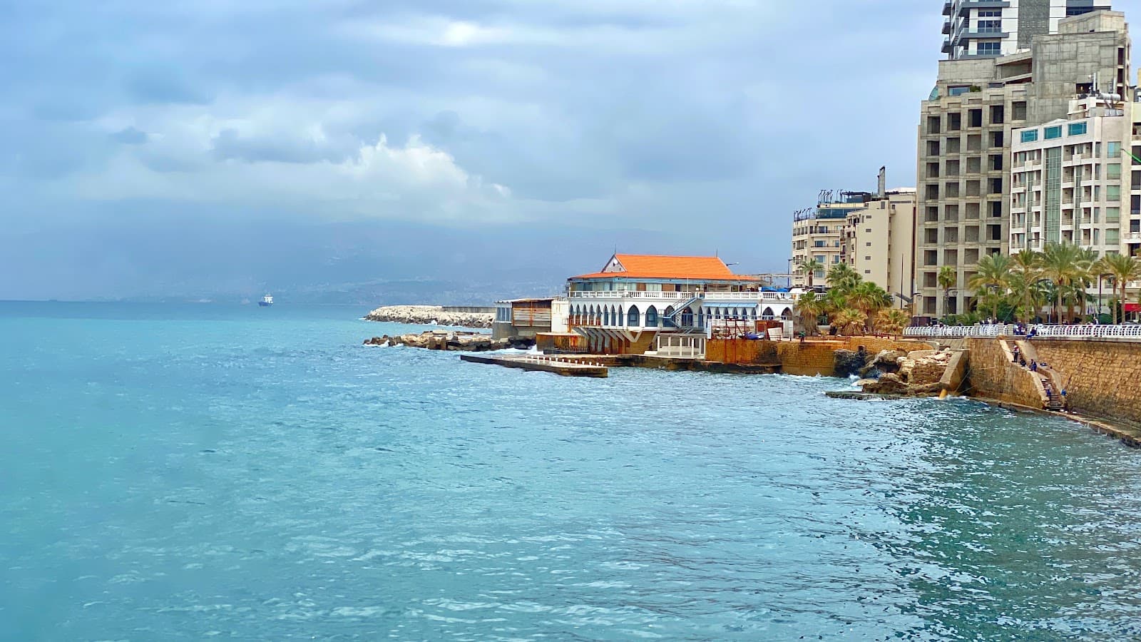 Ras Beirut - Image 1