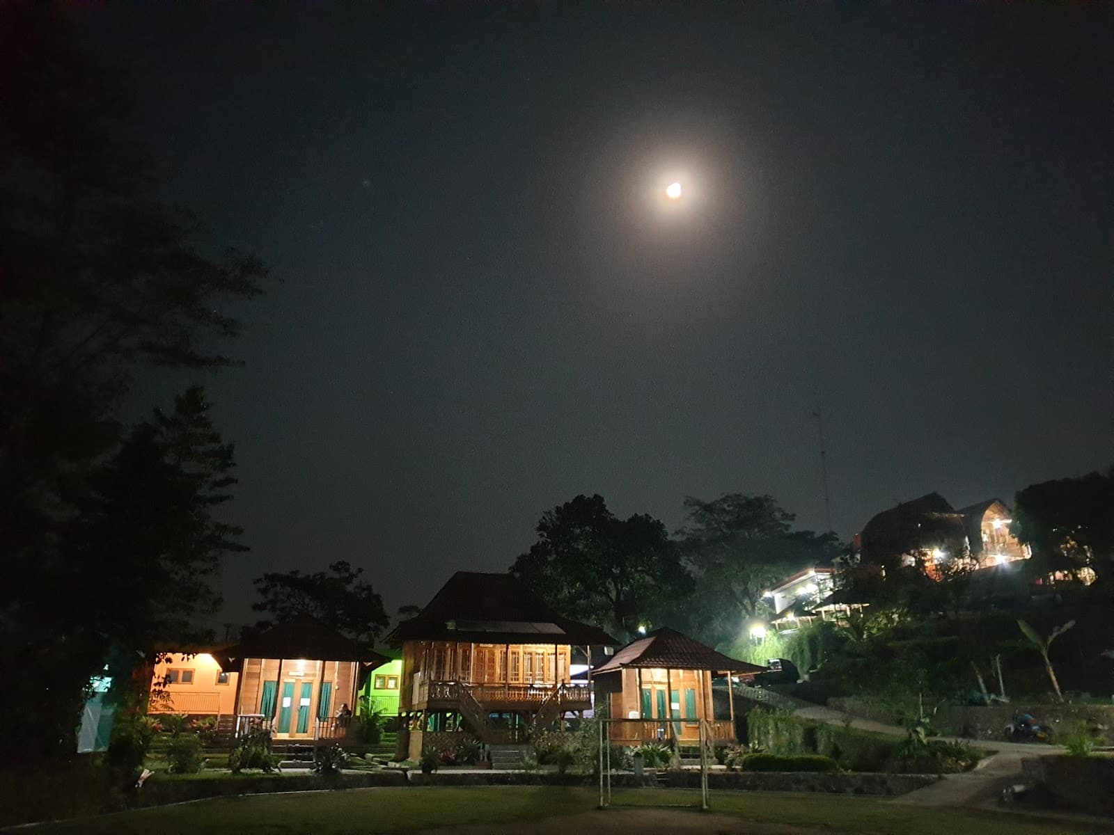 Kampung Arab Puncak - Image 1