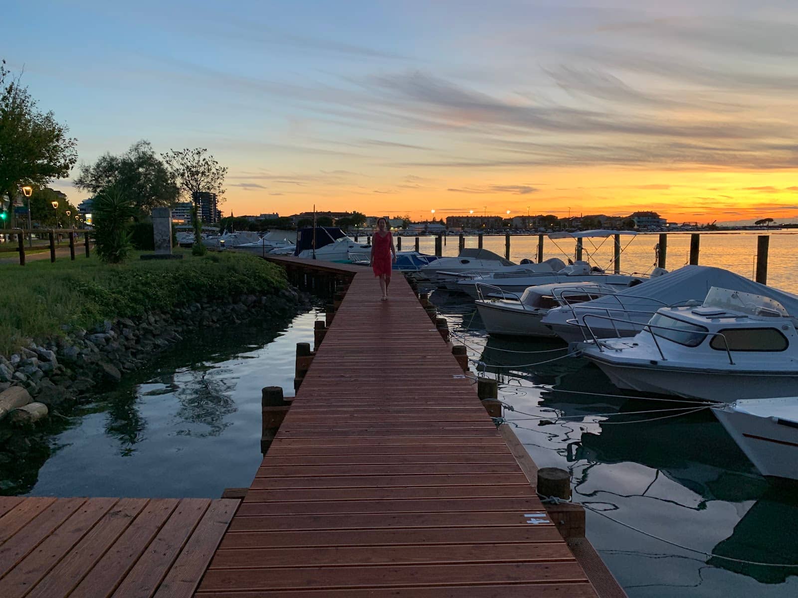 Lagoon Seafood Experience