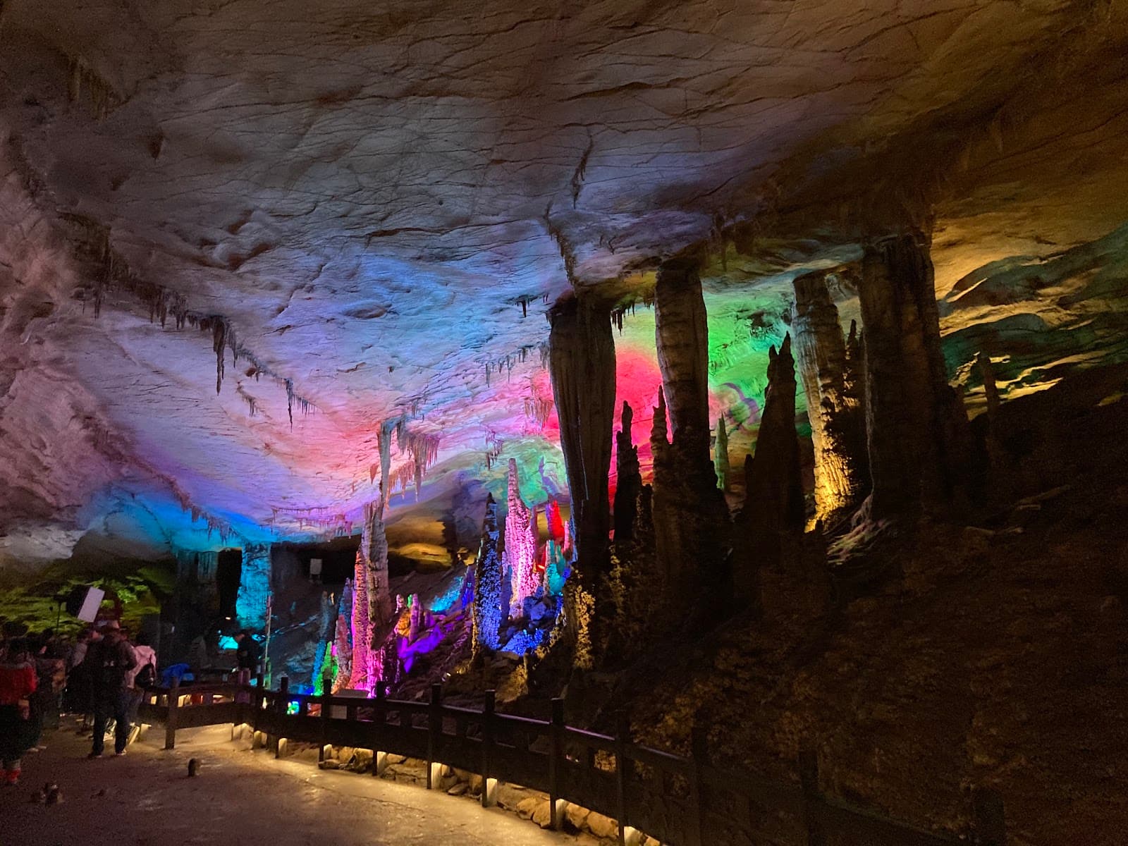 Yellow Dragon Cave Zhangjiajie - Image 1