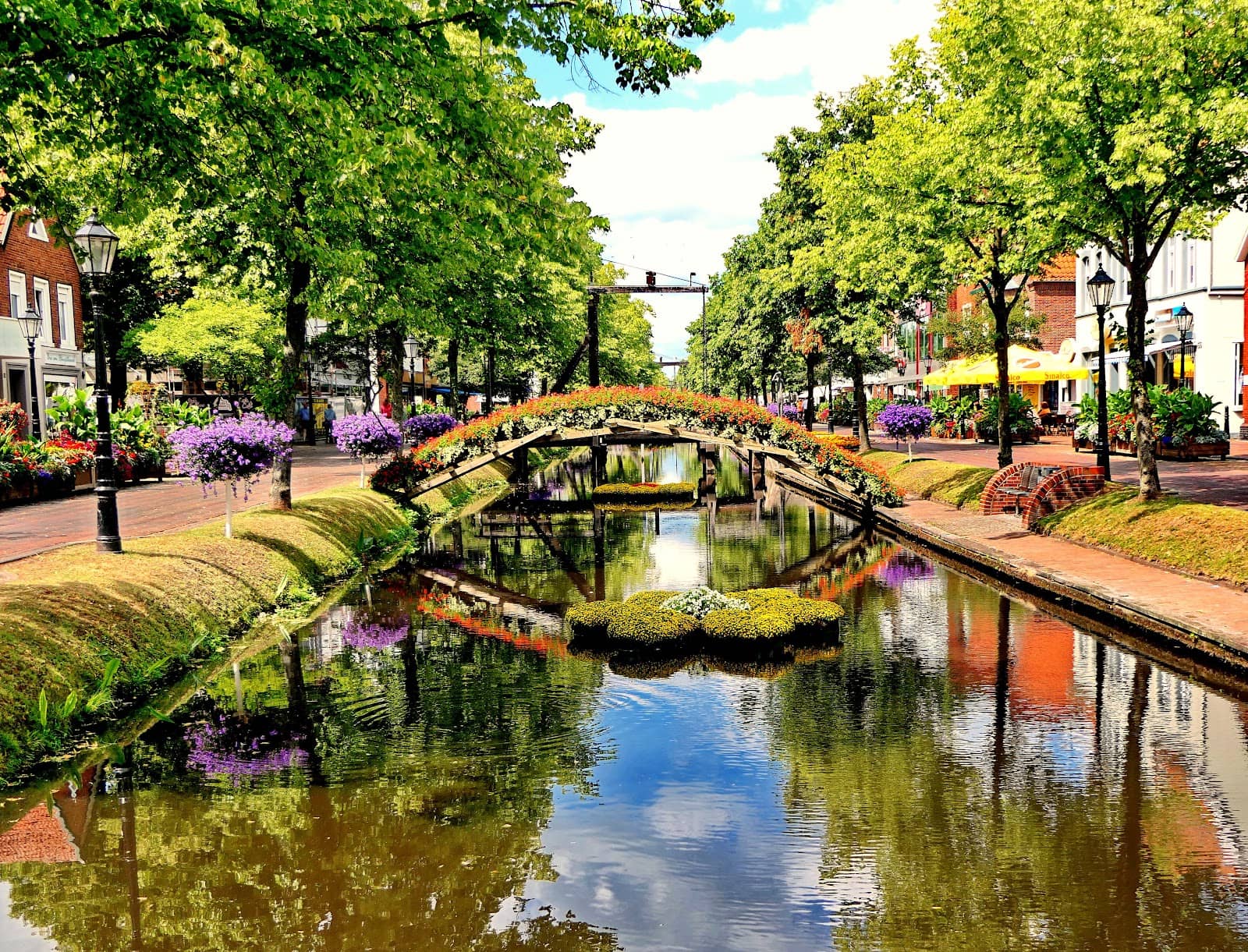 Charming Cafes & Shops