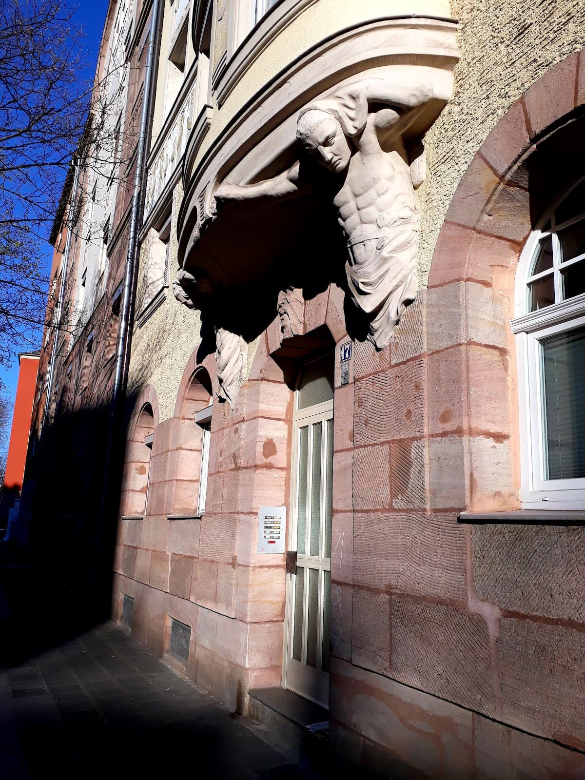 Südstadt (South City) - Image 1