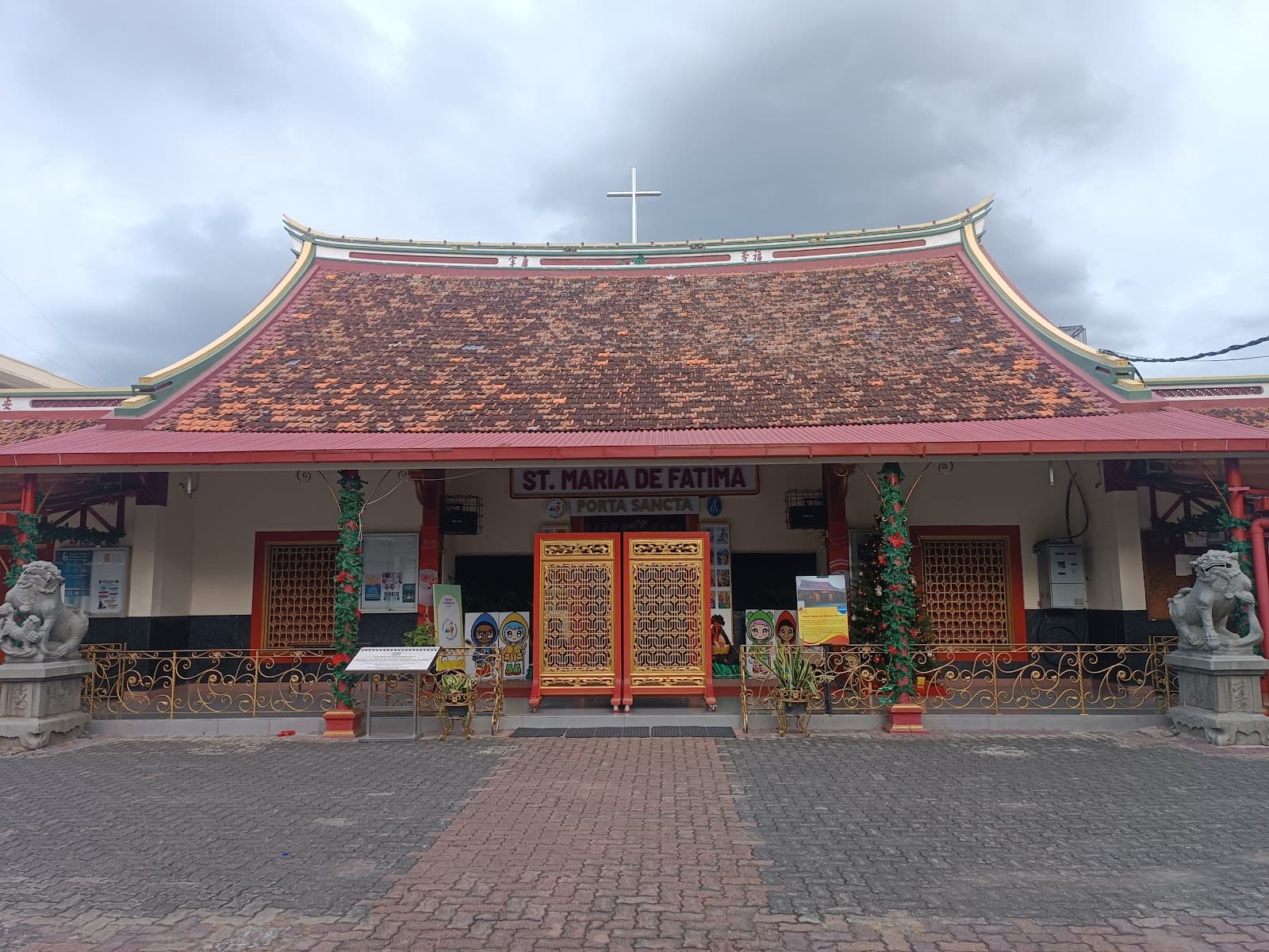 Santa Maria de Fátima Church - Image 1