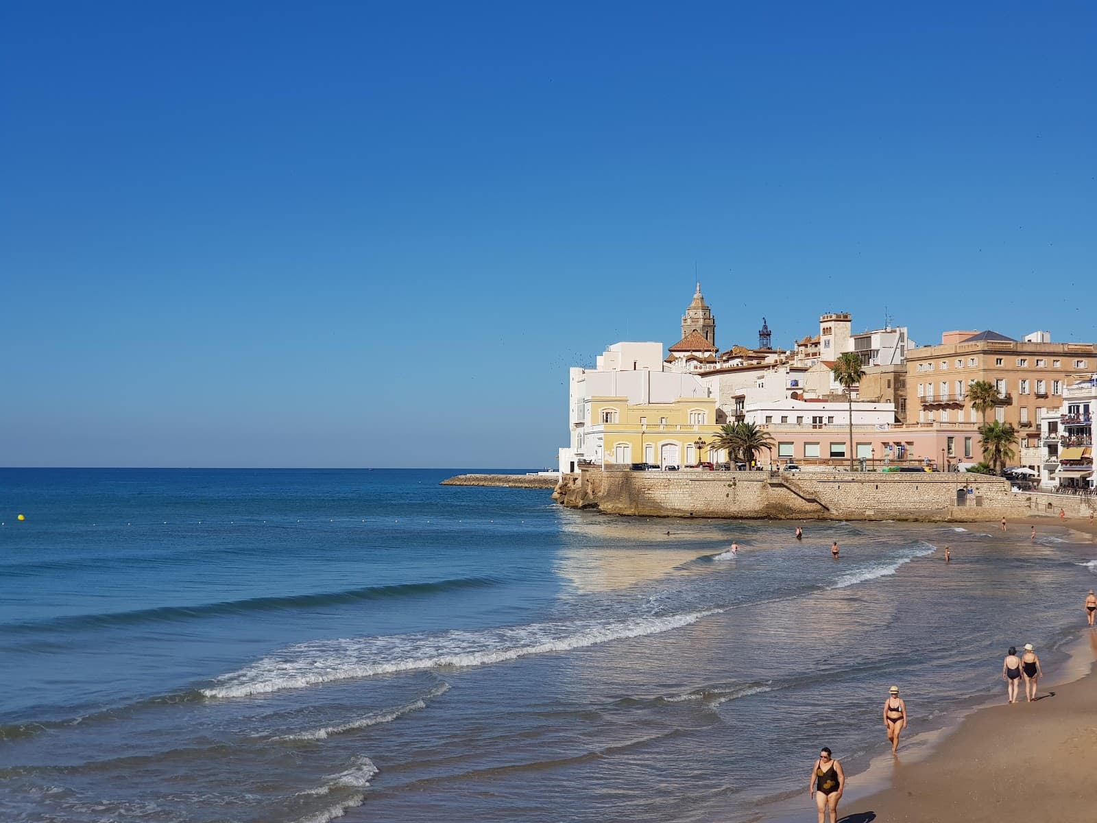 Platja de Sant Sebastià Sitges - Image 1