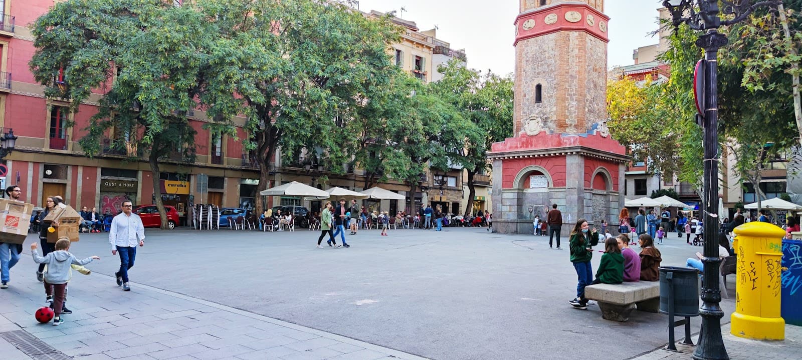 Plaça de la Vila de Gràcia - Image 1