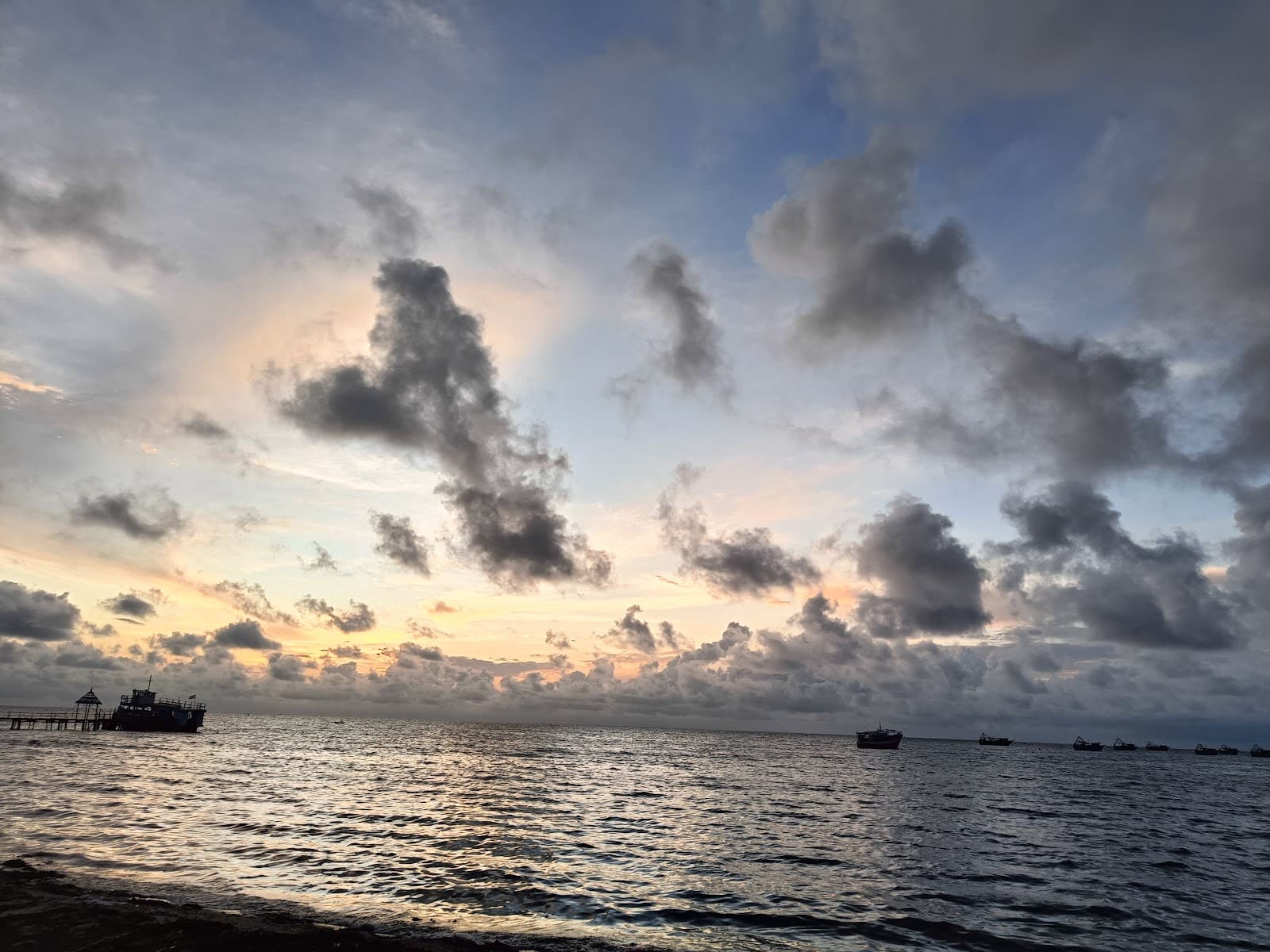 Olaikuda Village and Beach - Image 1