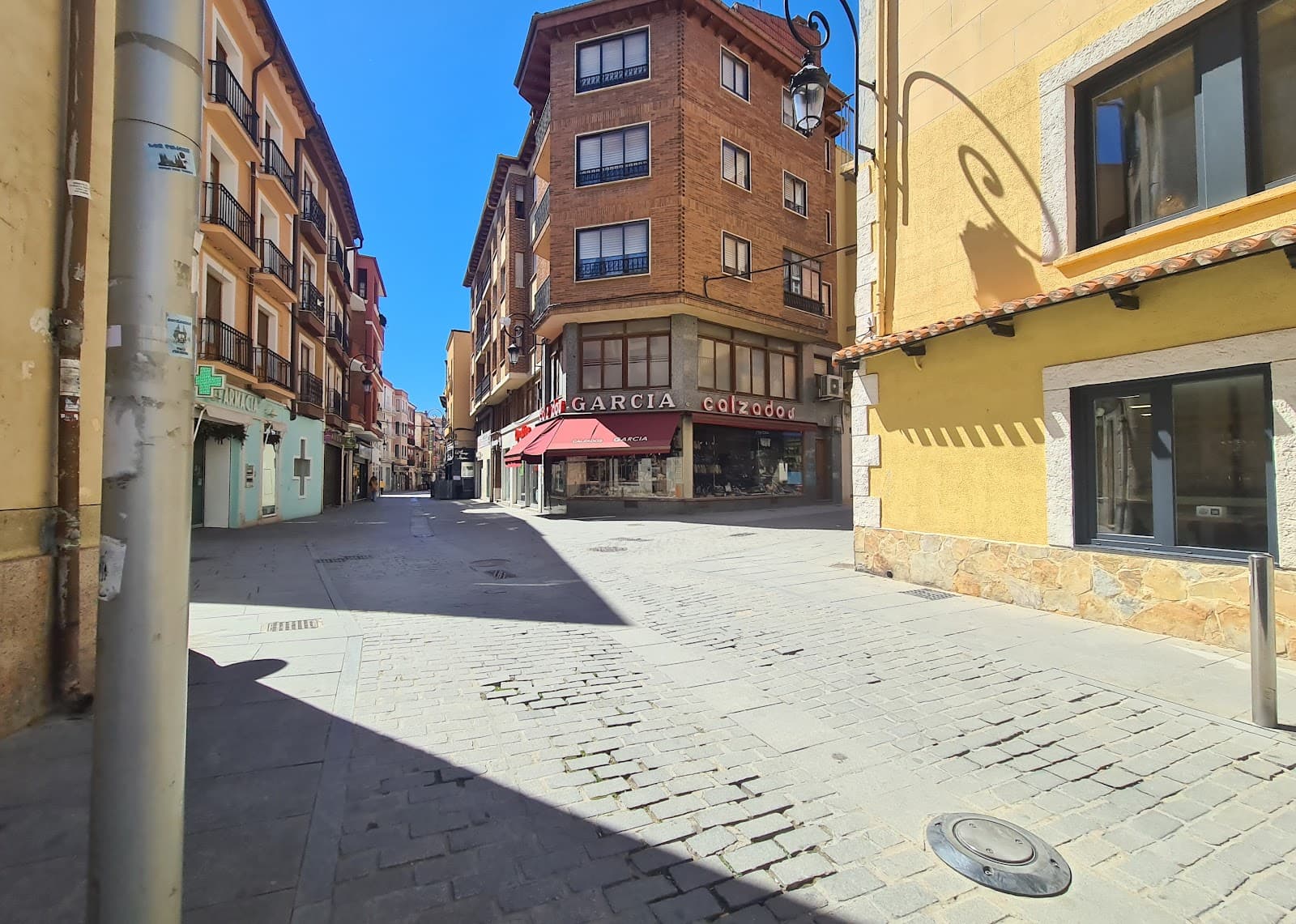 Calle Isilla - Image 1