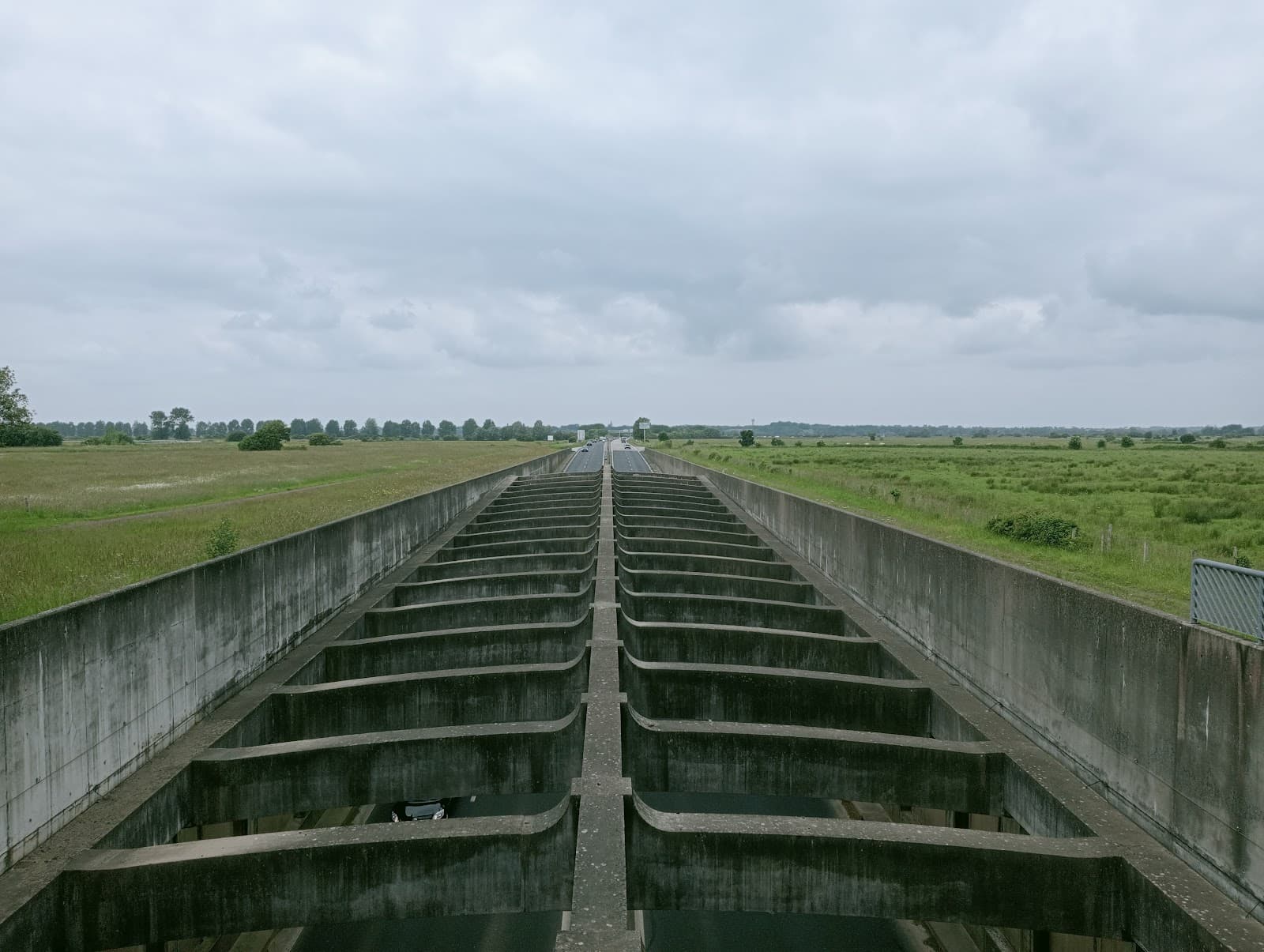 Canal Towpath (Carentan–Sea) - Image 1