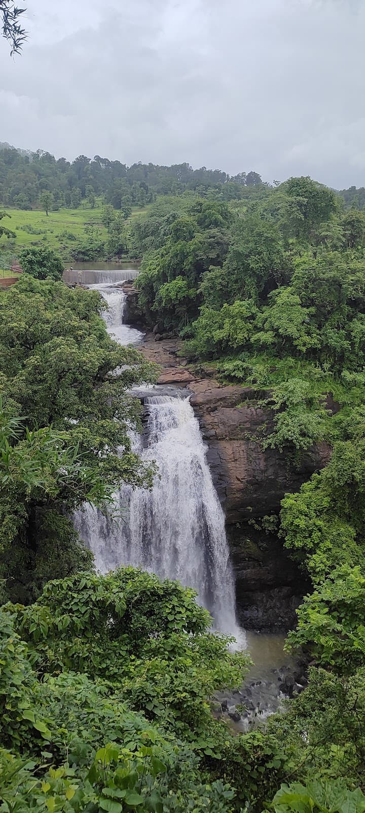 Vihigaon Ashoka Waterfall - Image 1
