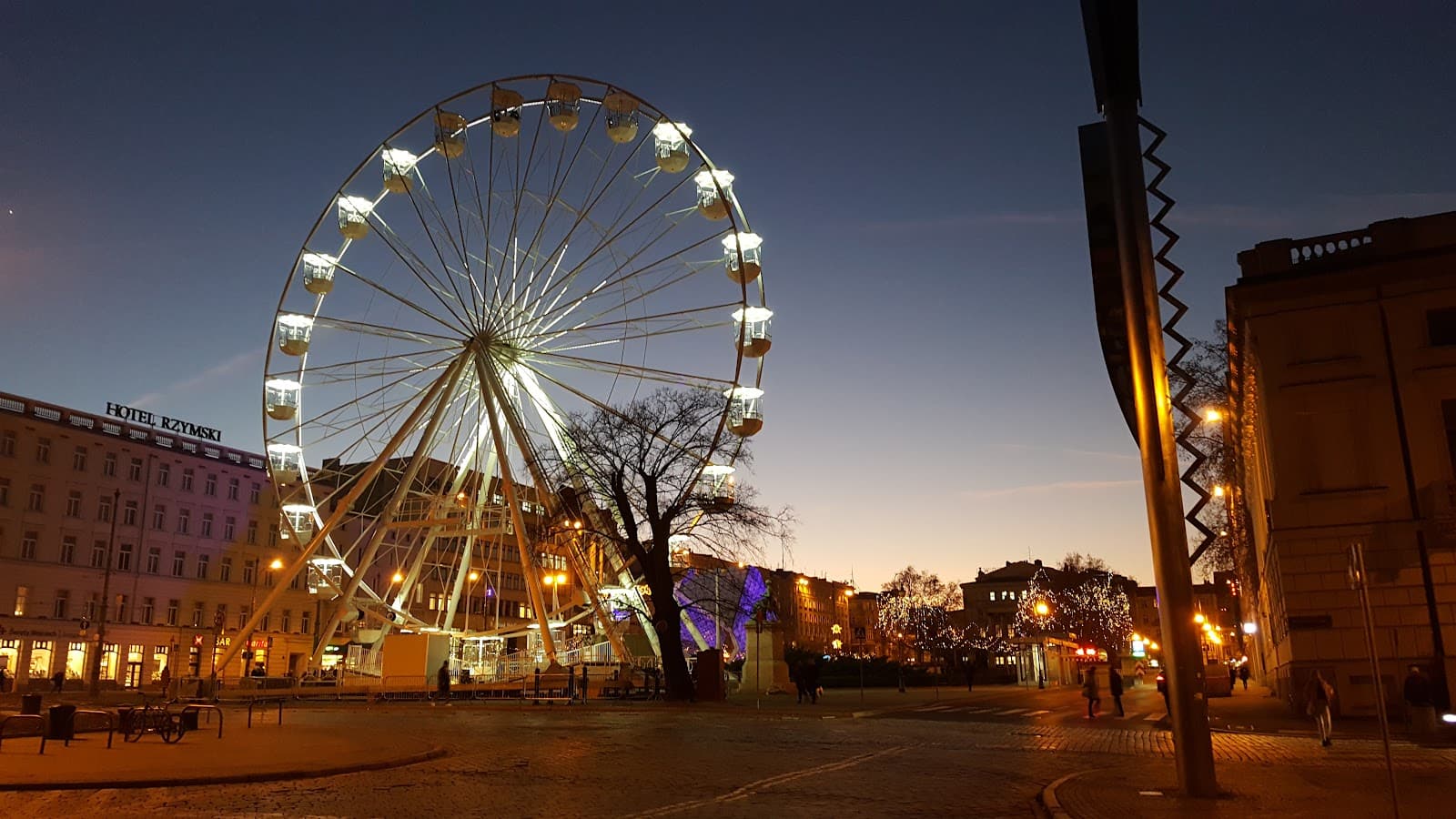 Freedom Square - Image 1