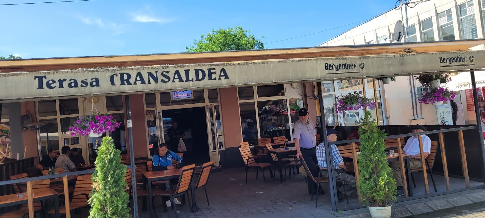 Central Market Hall (Piața Cuza Vodă) - Image 1