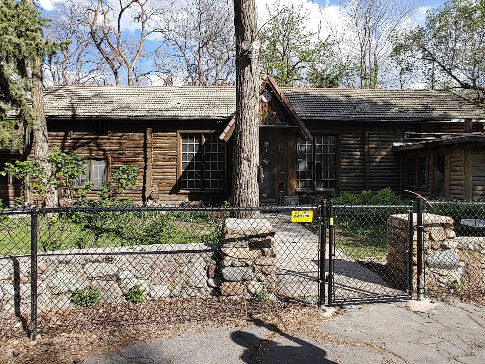 The Historic Allen Park (Hobbitville)