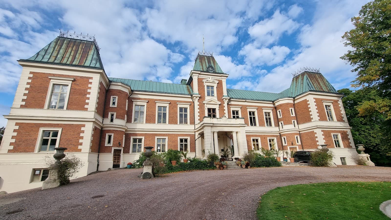 Häckeberga Castle - Image 1