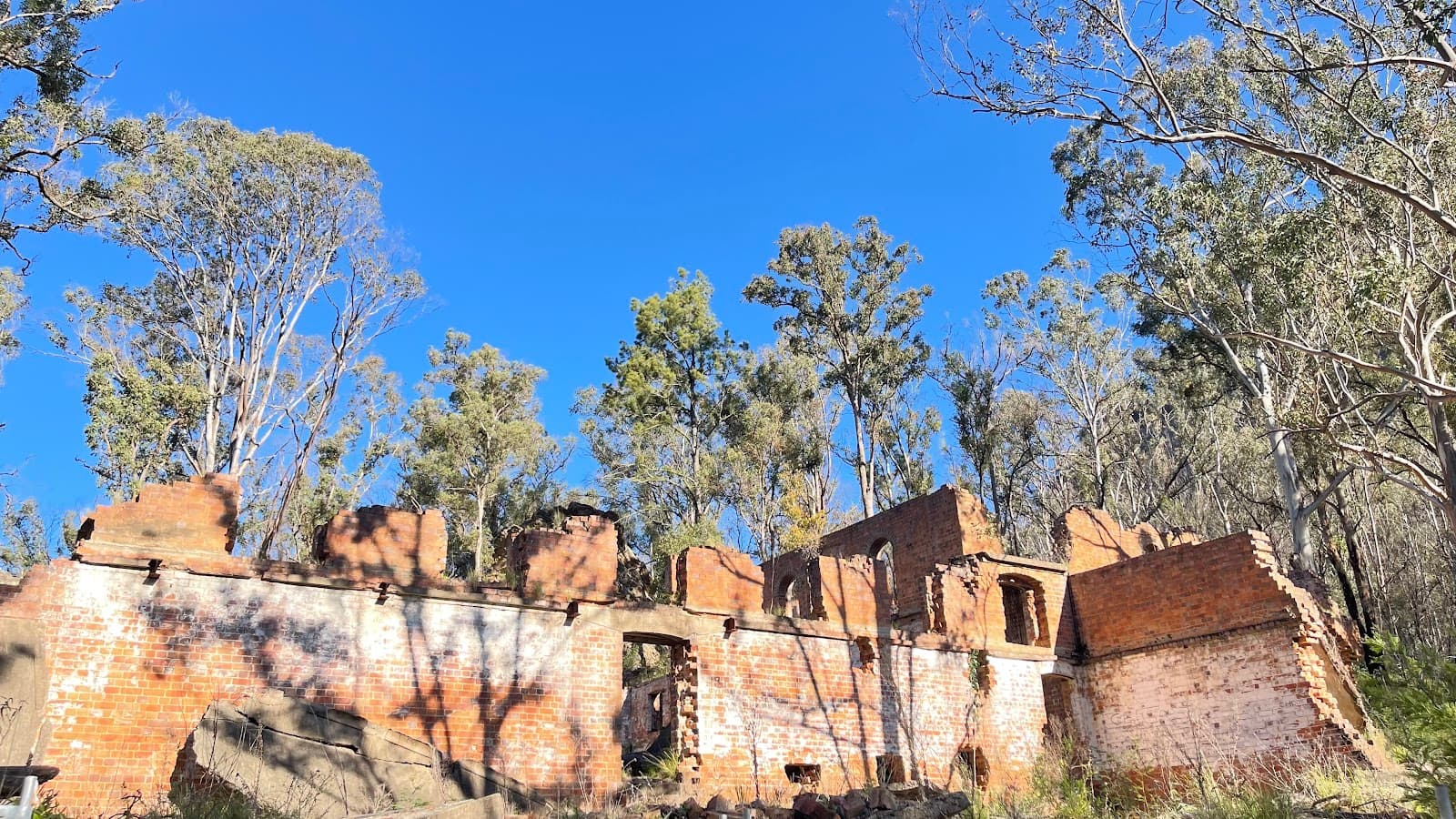 Newnes Pipeline Track - Image 1