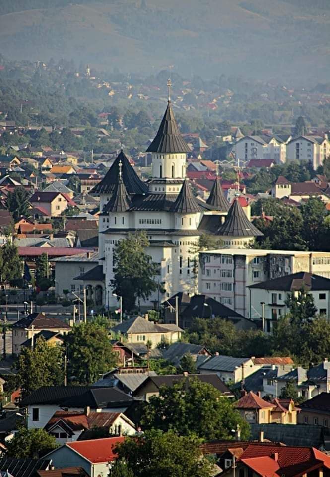 Downtown Gura Humorului - Image 1