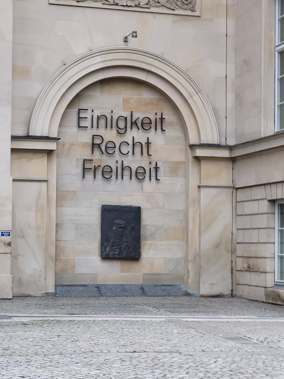 Leineschloss Hanover - Image 1