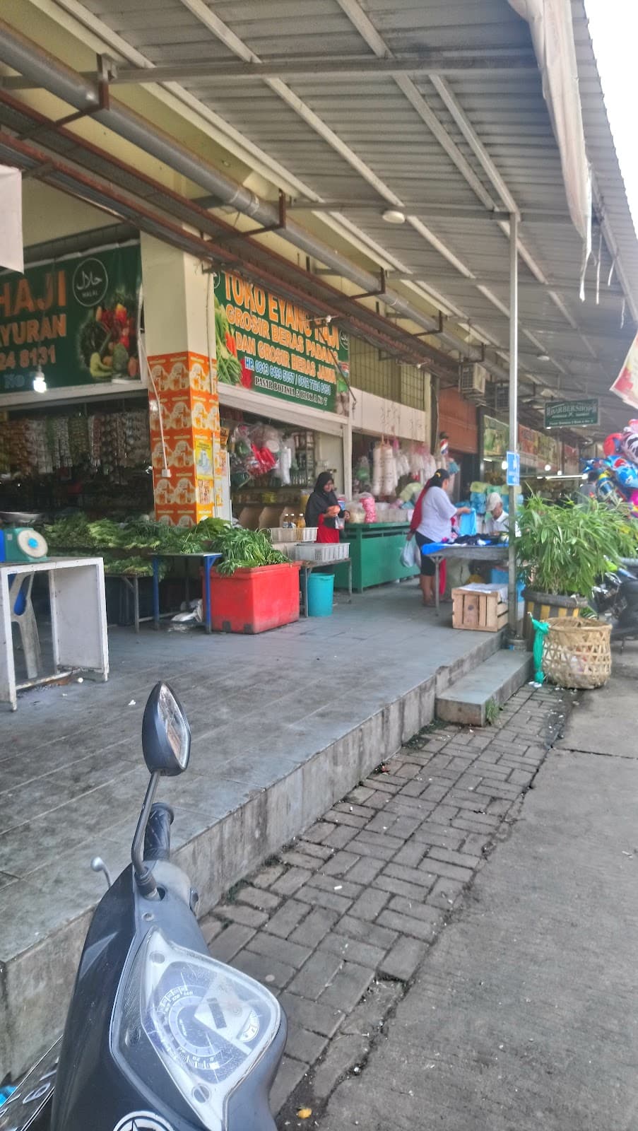 Pasar Botania 2 Night Market - Image 1