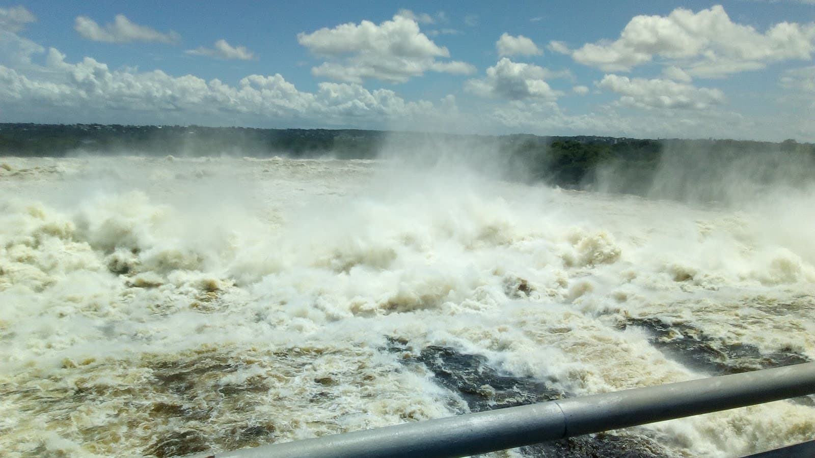 Macagua Dam - Image 1