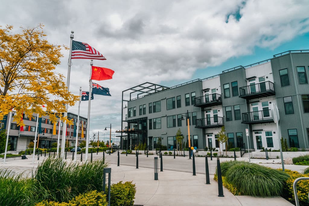 Everett Waterfront Place - Image 1