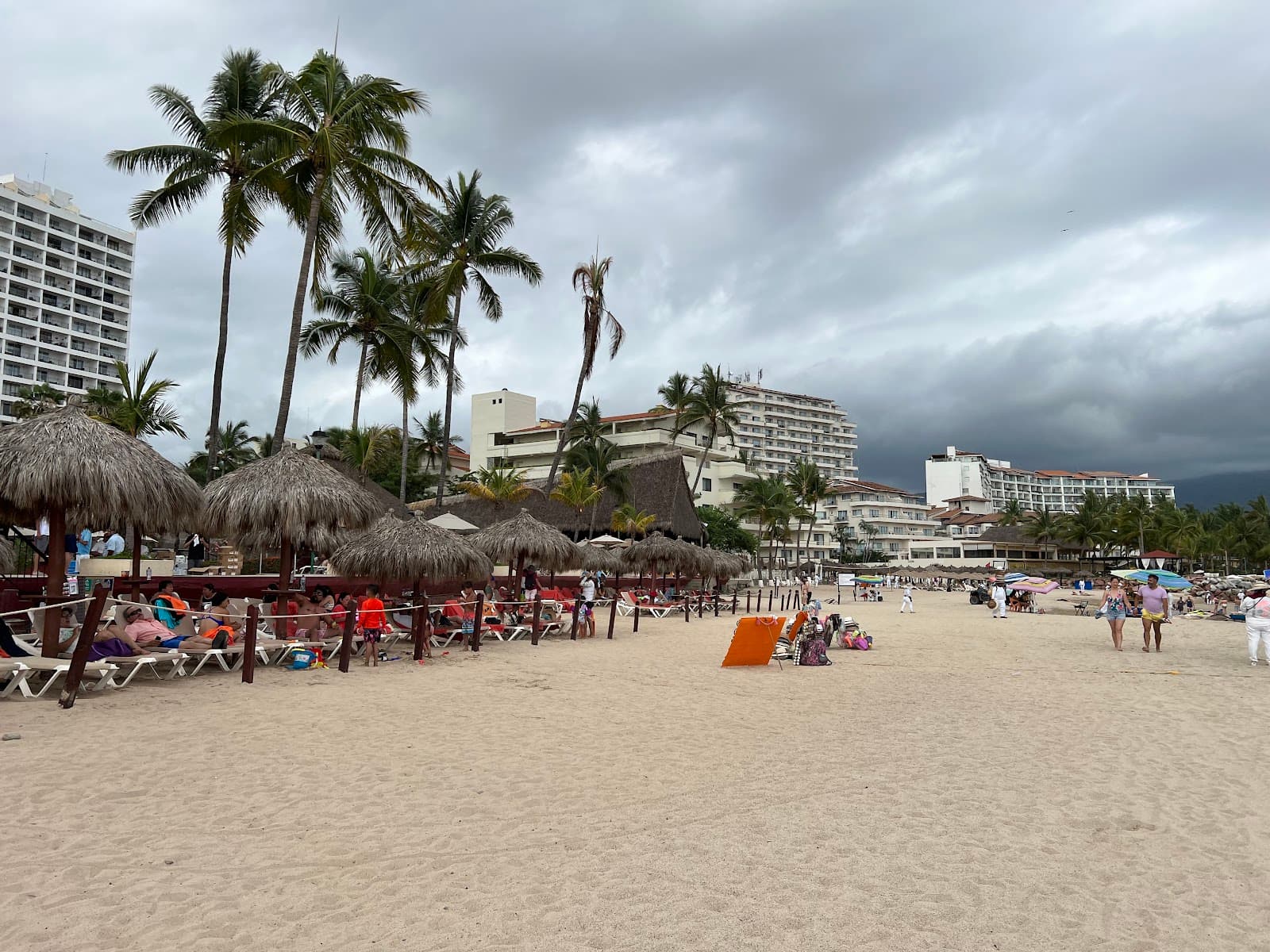 Playa Flamingos - Image 1