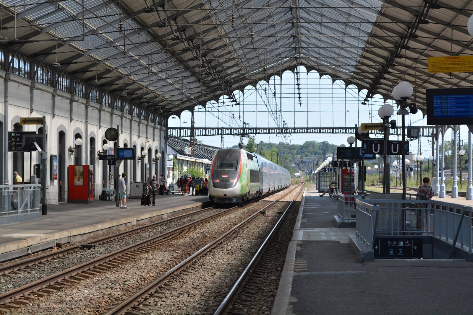 Local & Regional Transport Hub