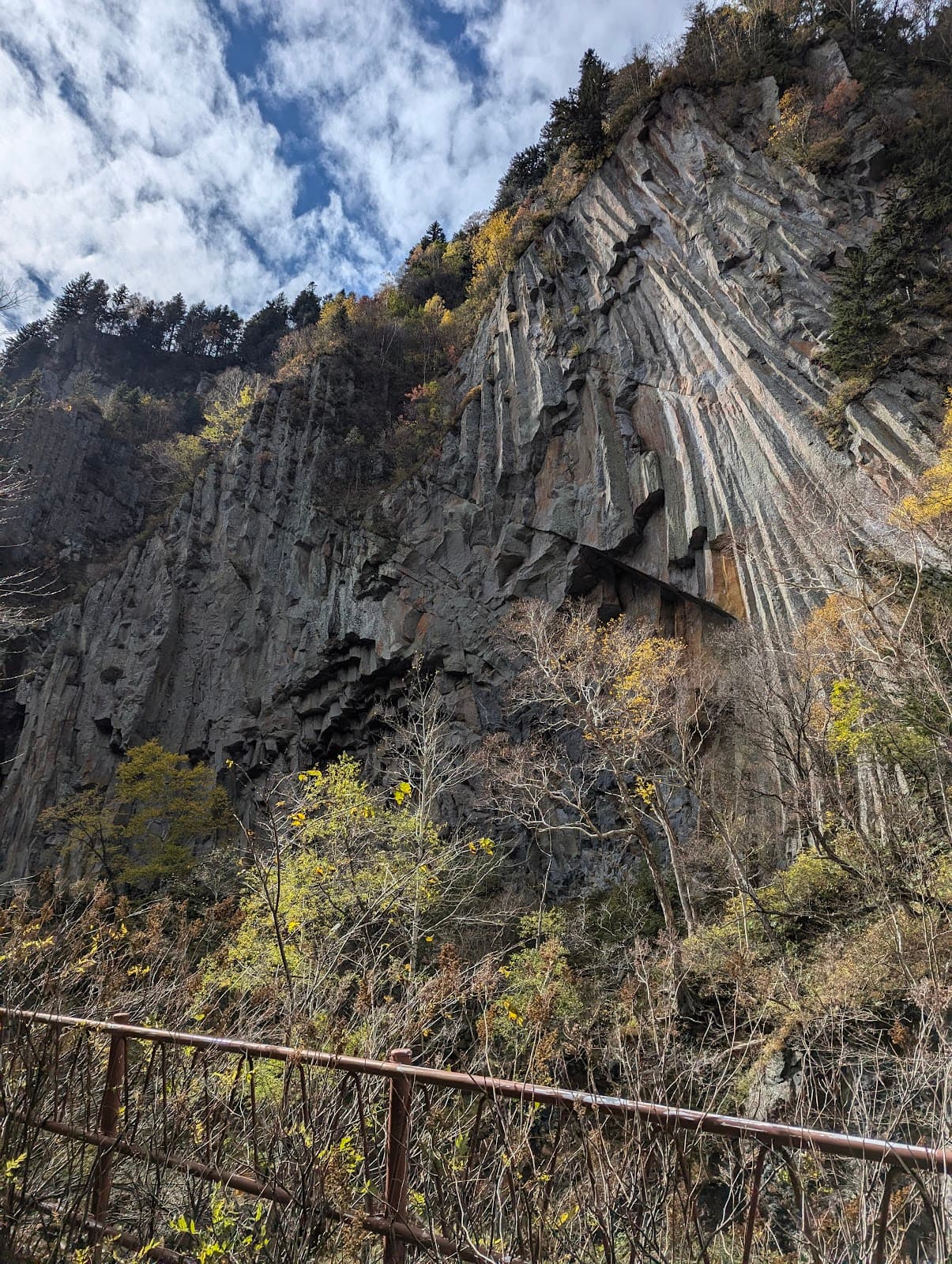 Kobako Gorge - Image 1