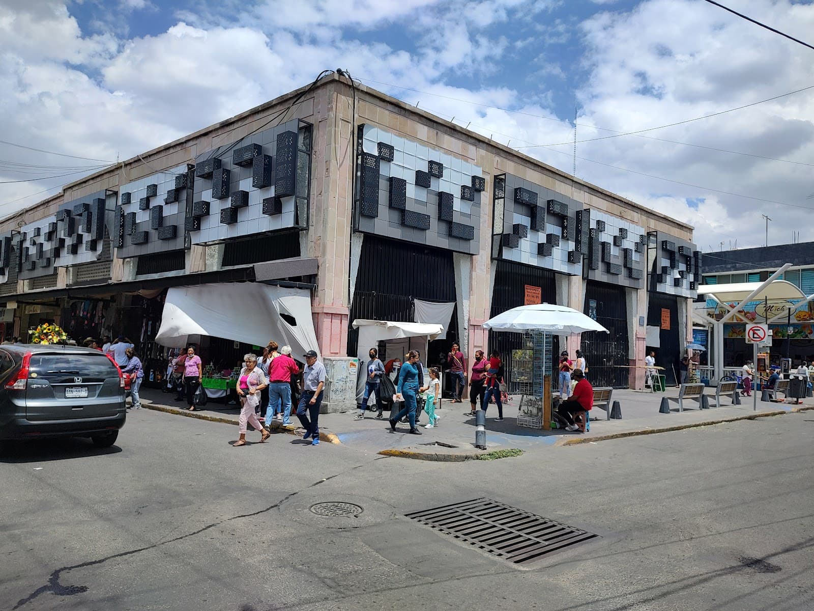 Mercado Terán - Image 1