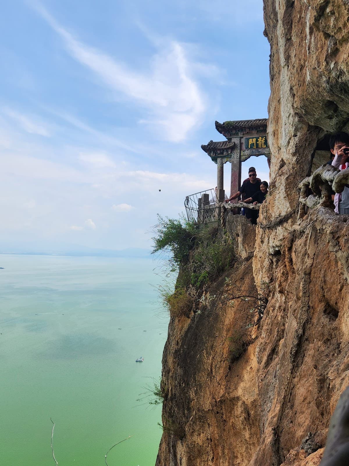 Western Hills and Dragon Gate Kunming - Image 1