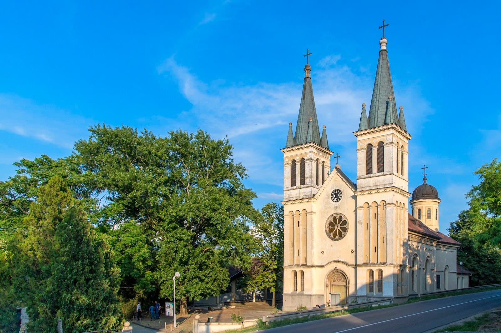 Tekije Church - Image 1