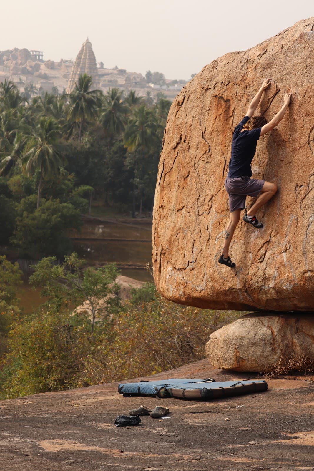 Hampi Bouldering Area - Image 1