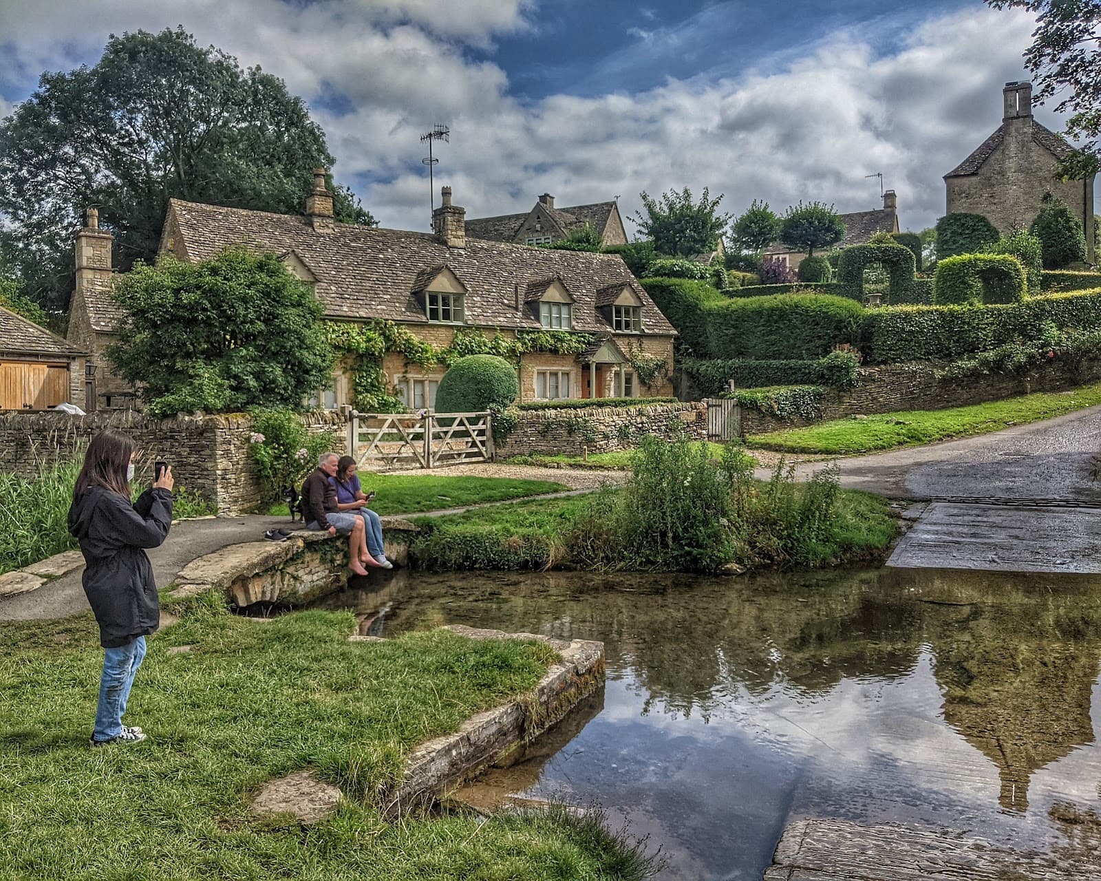 Upper Slaughter - Image 1