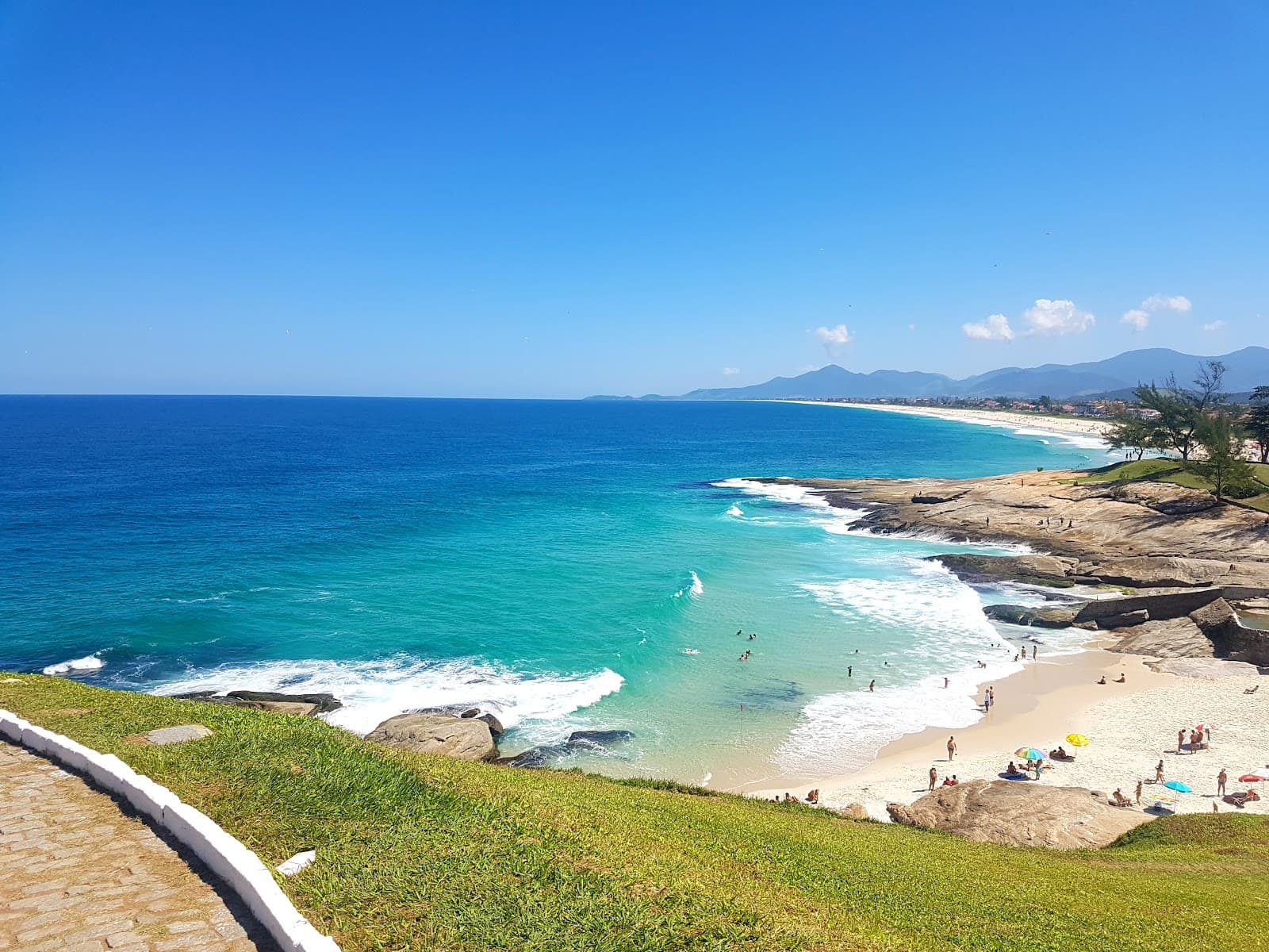 Praia da Vila (Prainha) - Image 1