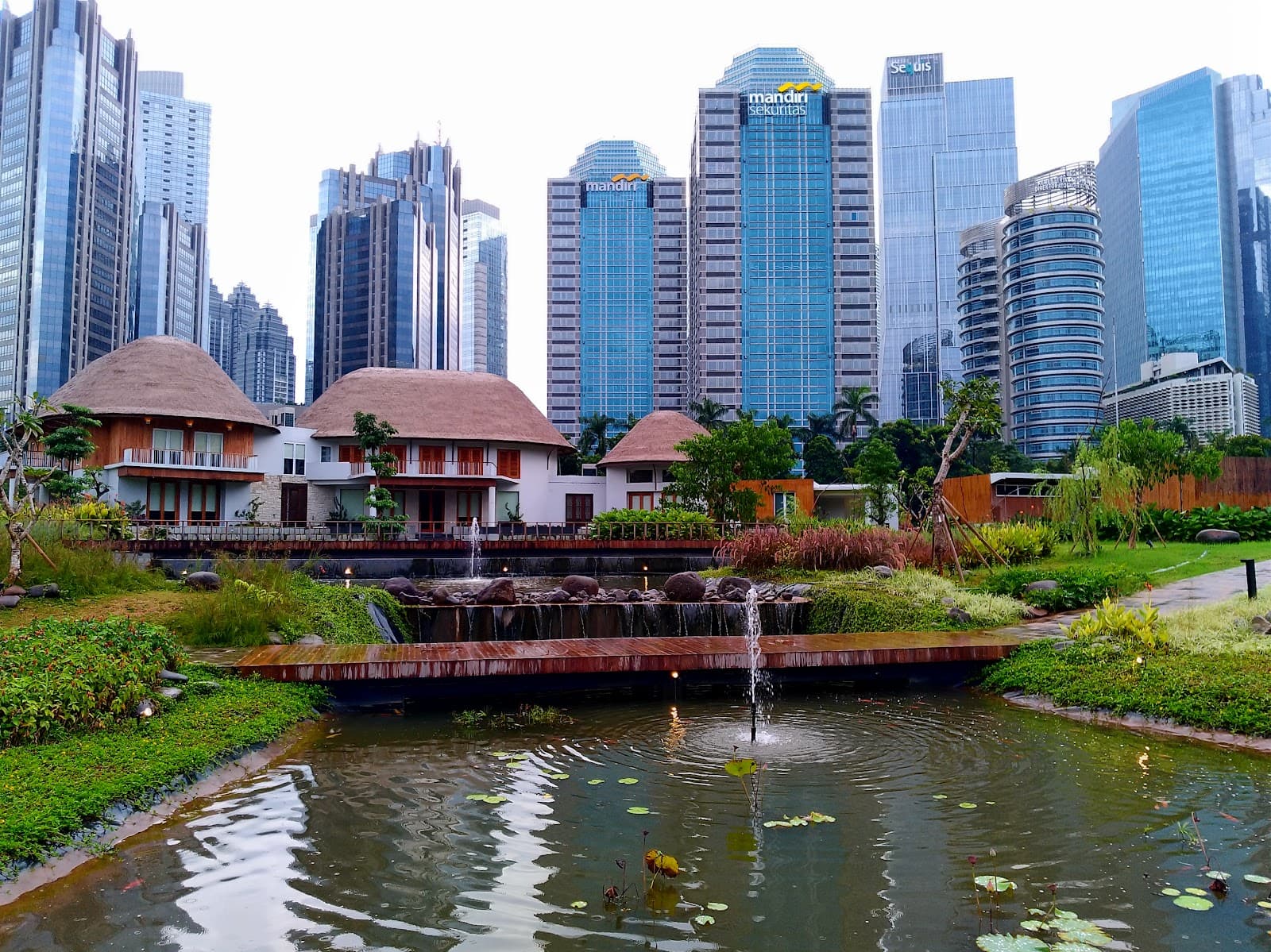 Hutan Kota Gelora Bung Karno - Image 1