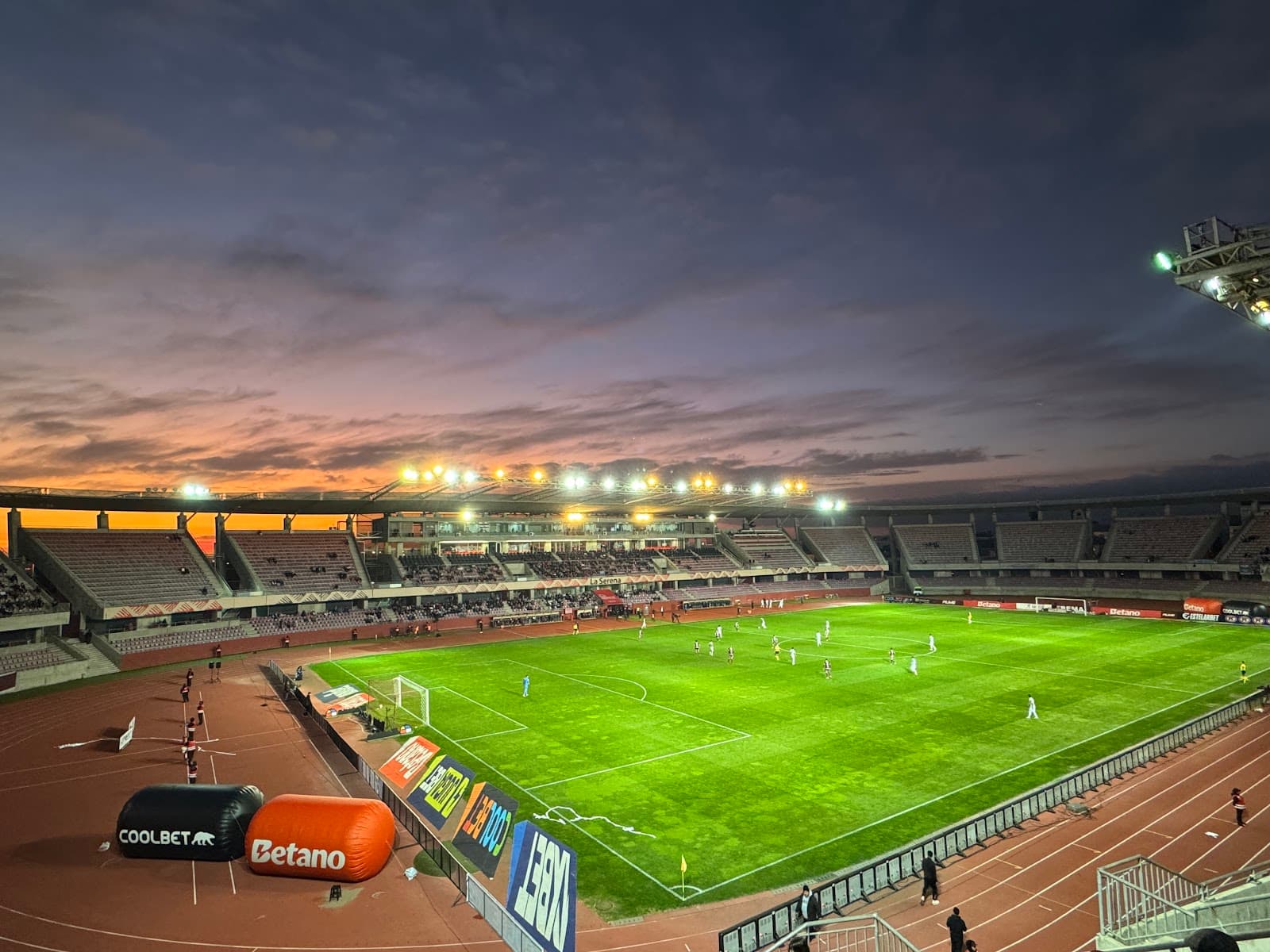 Estadio La Portada La Serena - Image 1