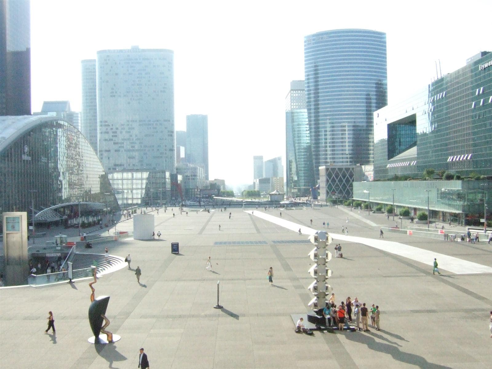 Parvis de La Défense - Image 1