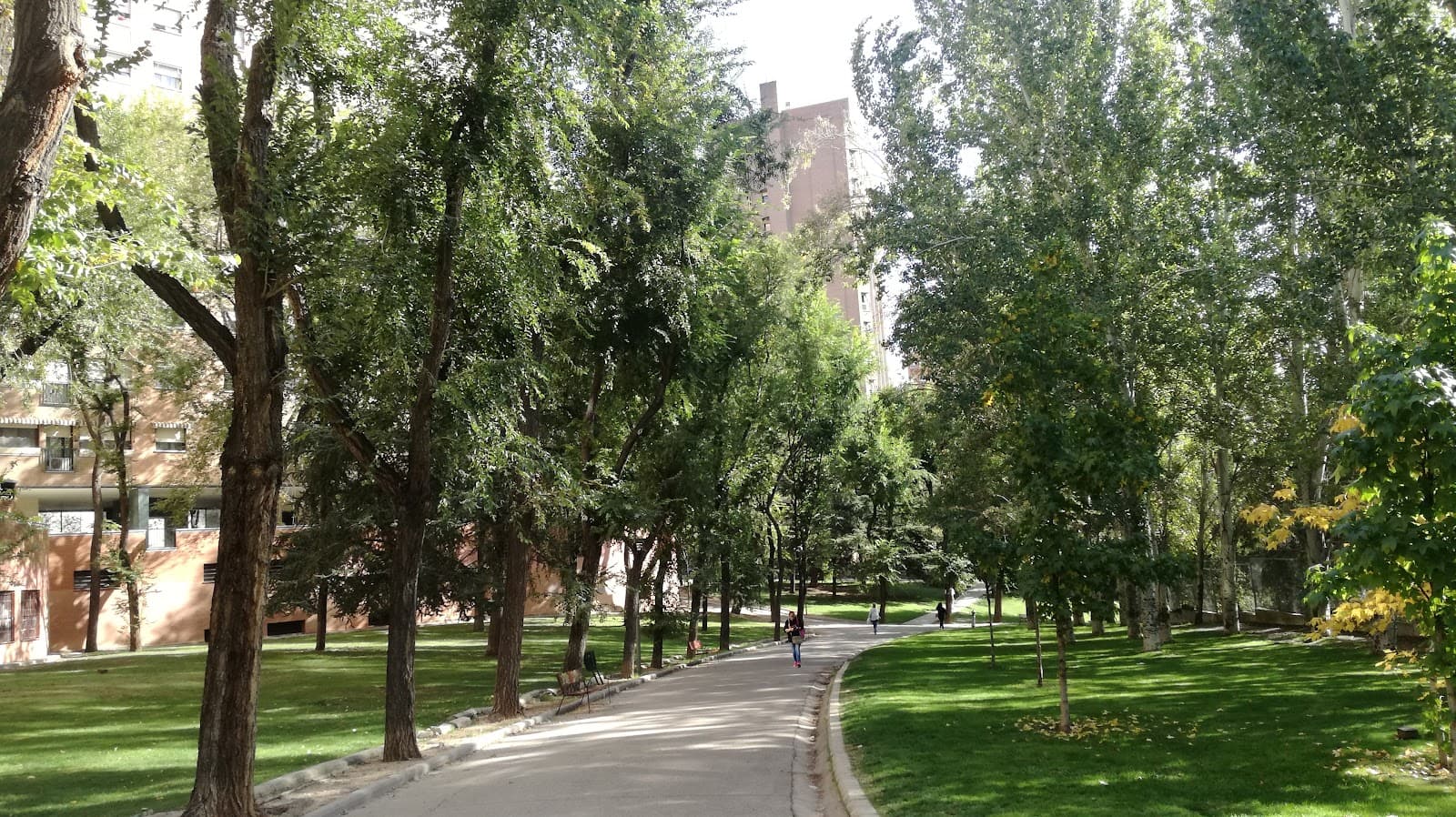 Paseo de John Lennon - Image 1