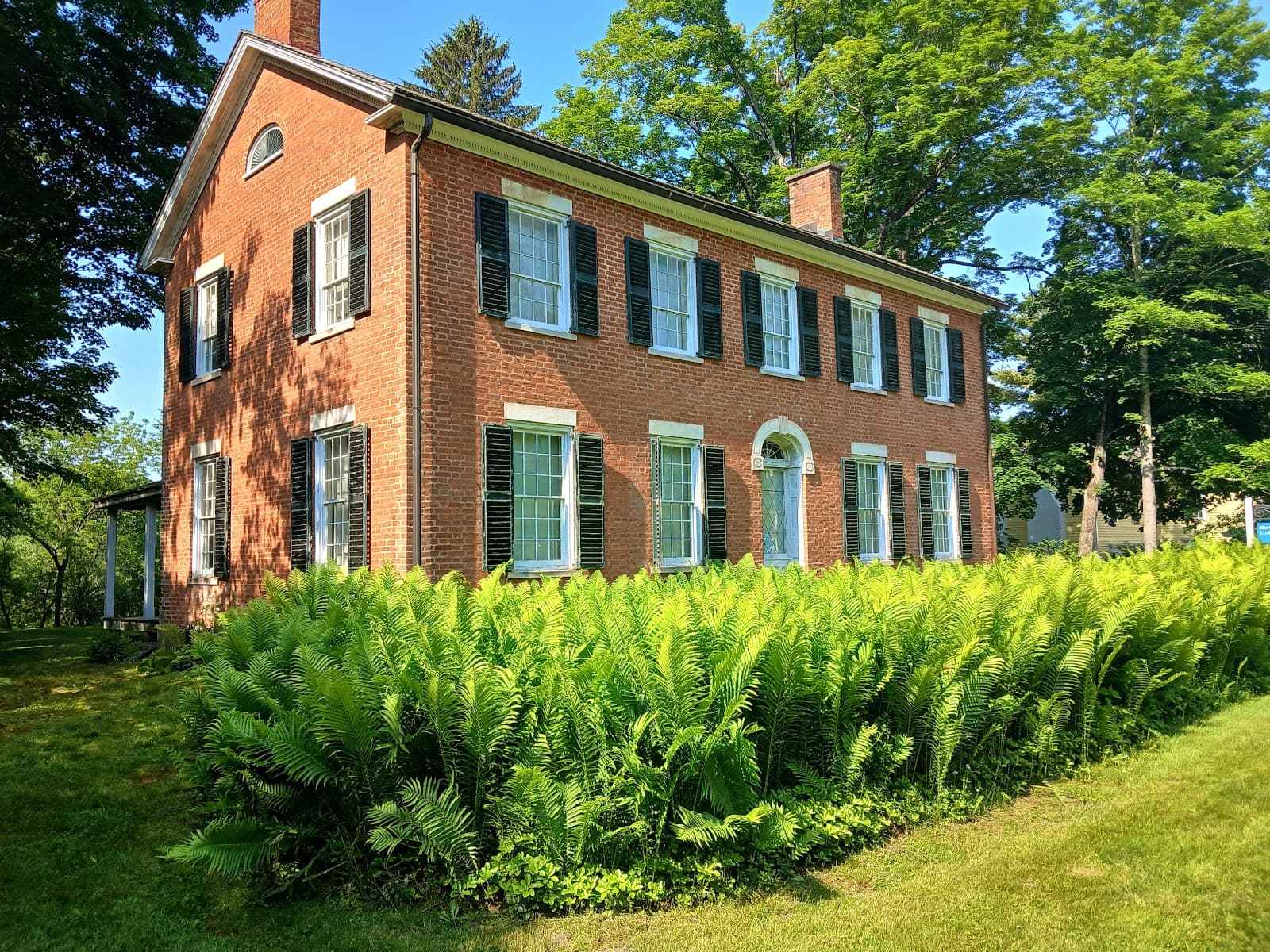 Merwin House Tranquility - Image 1