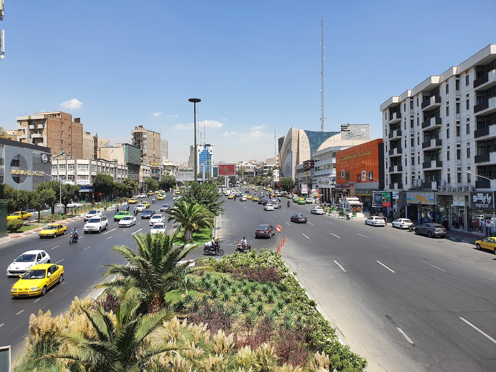Haft-e Tir Square Tehran - Image 1