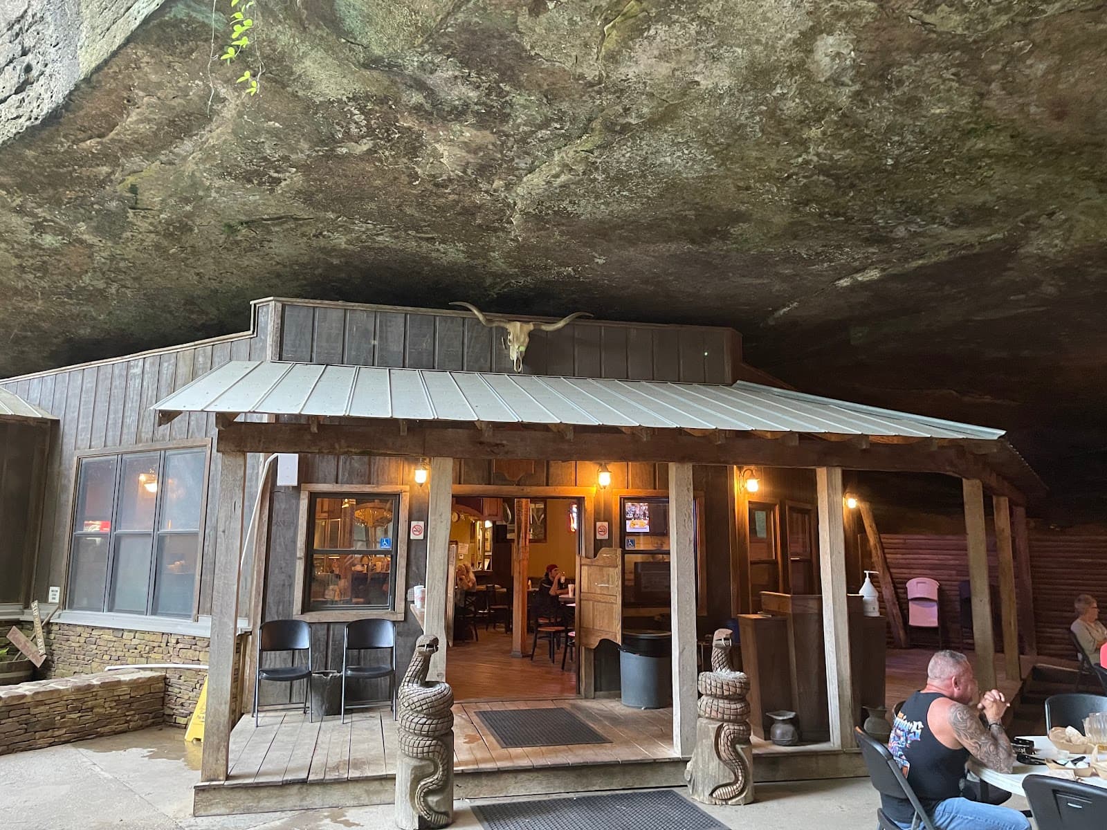 Rattlesnake Saloon - Image 1