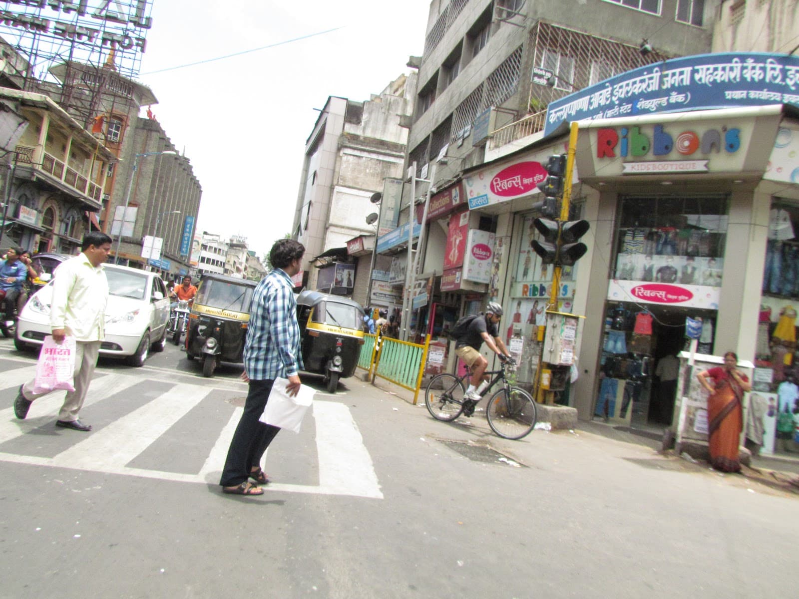 Laxmi Road - Image 1