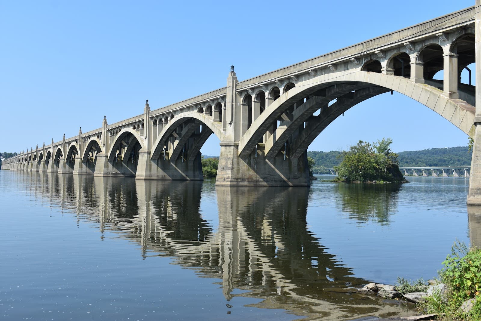 Veterans Memorial Bridge Columbia-Wrightsville - Image 1
